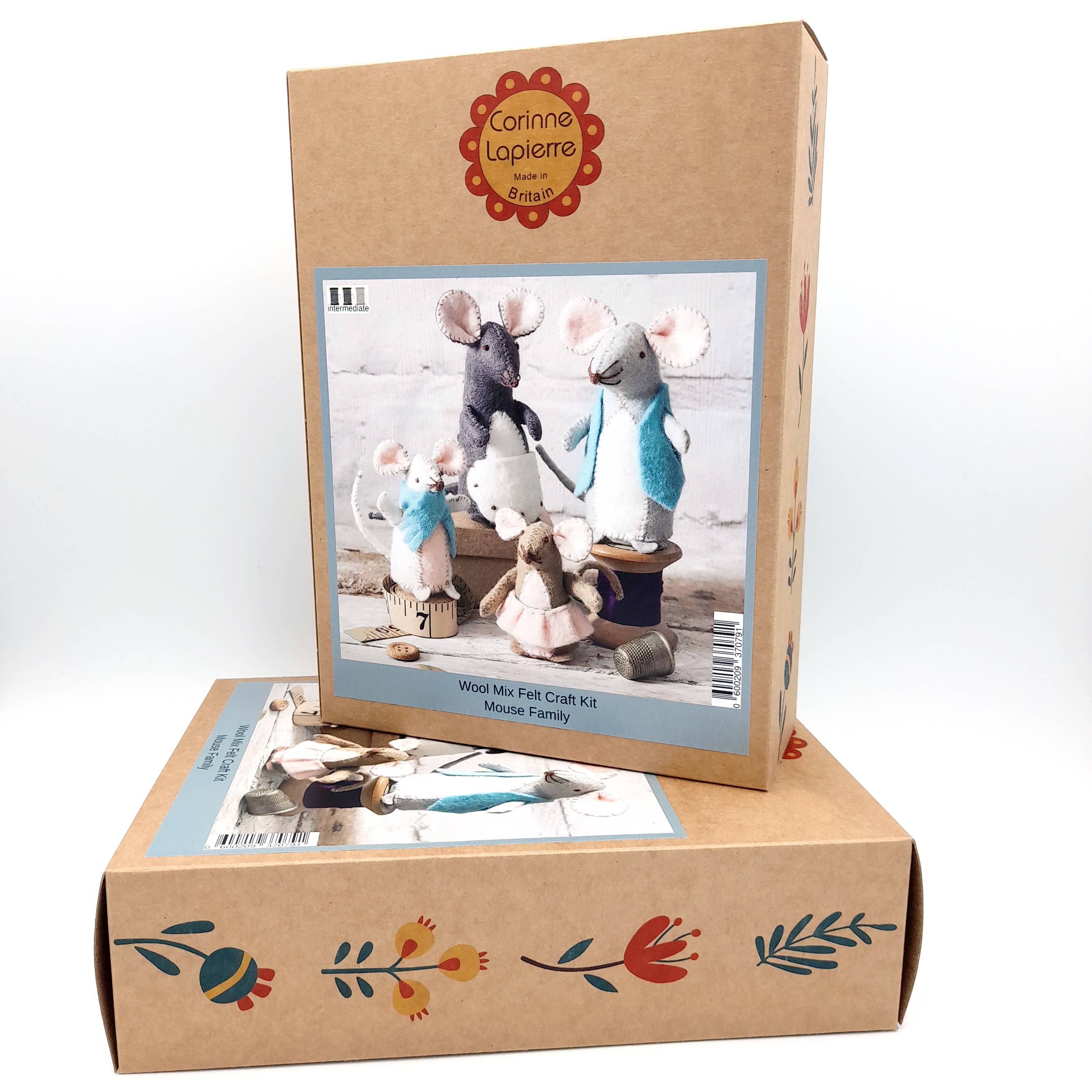 Mouse Family Felt Craft Kit: English - Out of the Blue