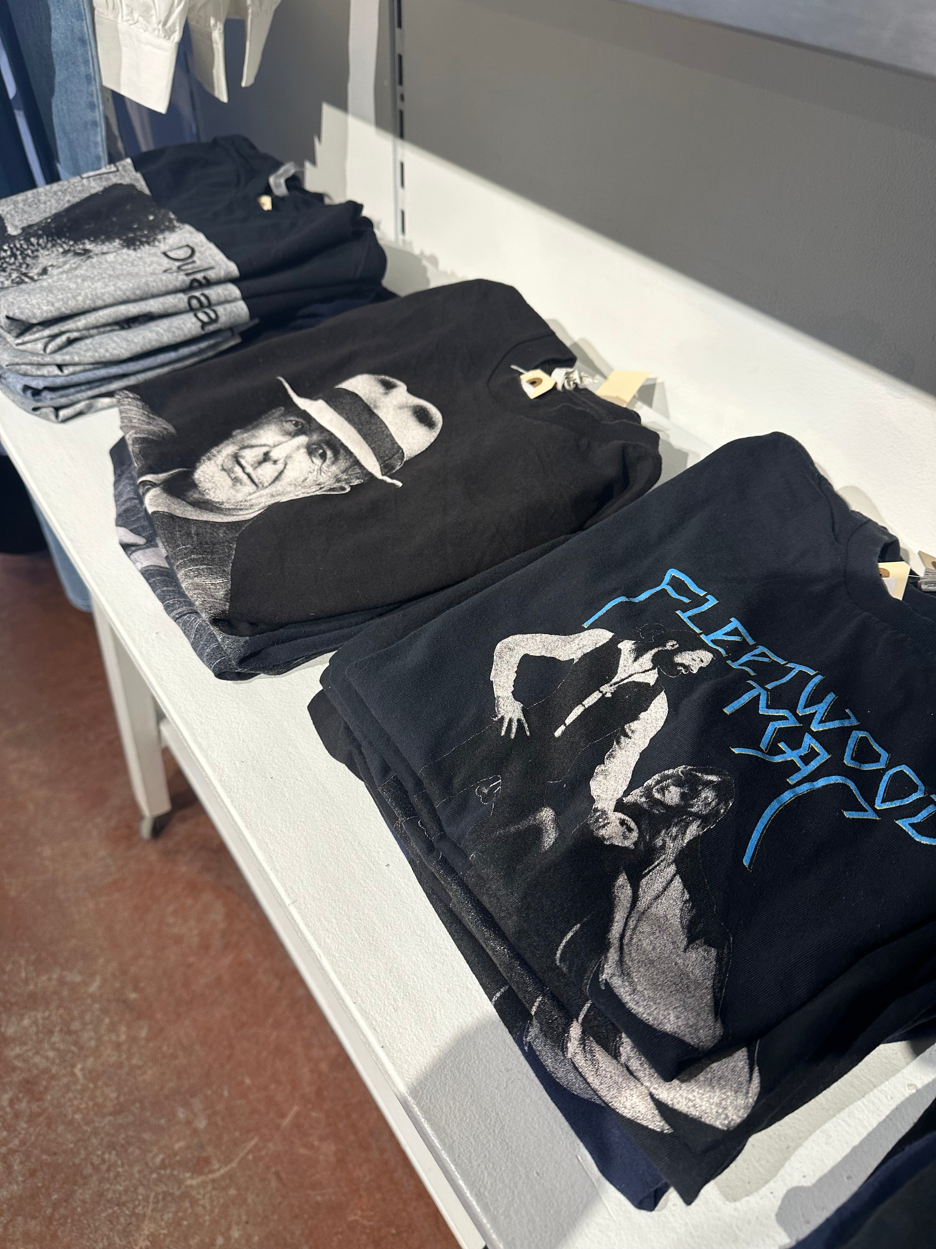 Fleetwood Vintage Tee - Out of the Blue