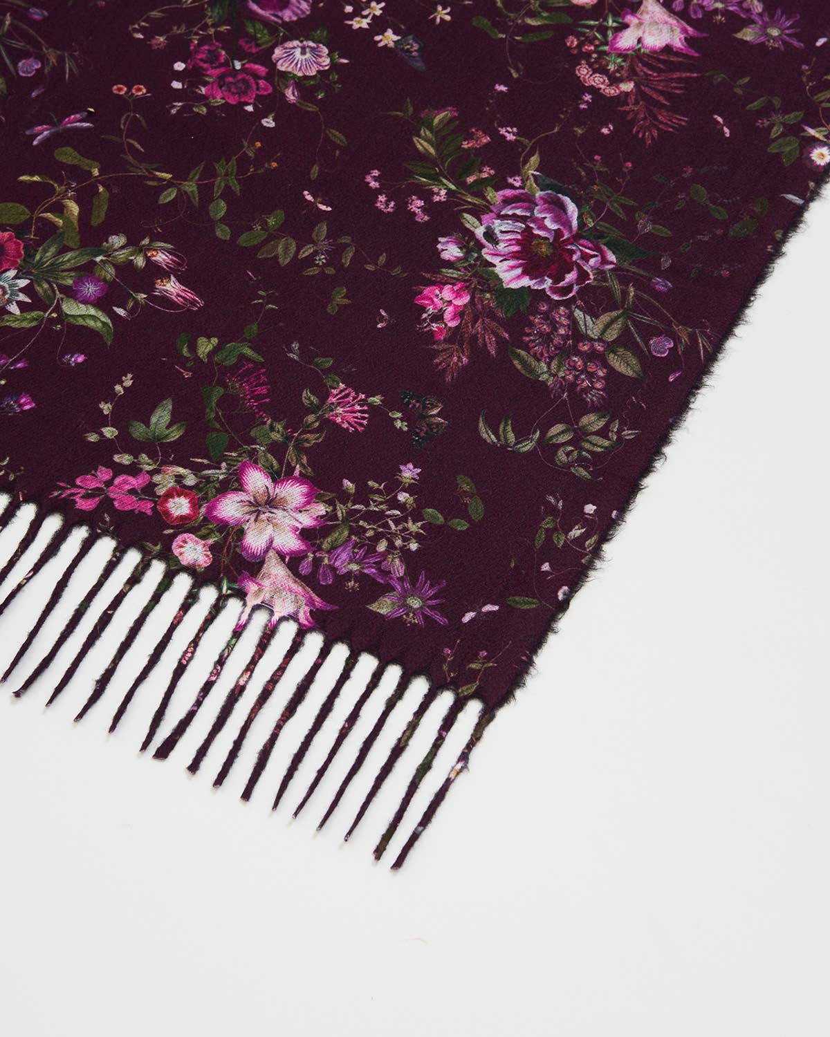 Eve Fringe Scarf