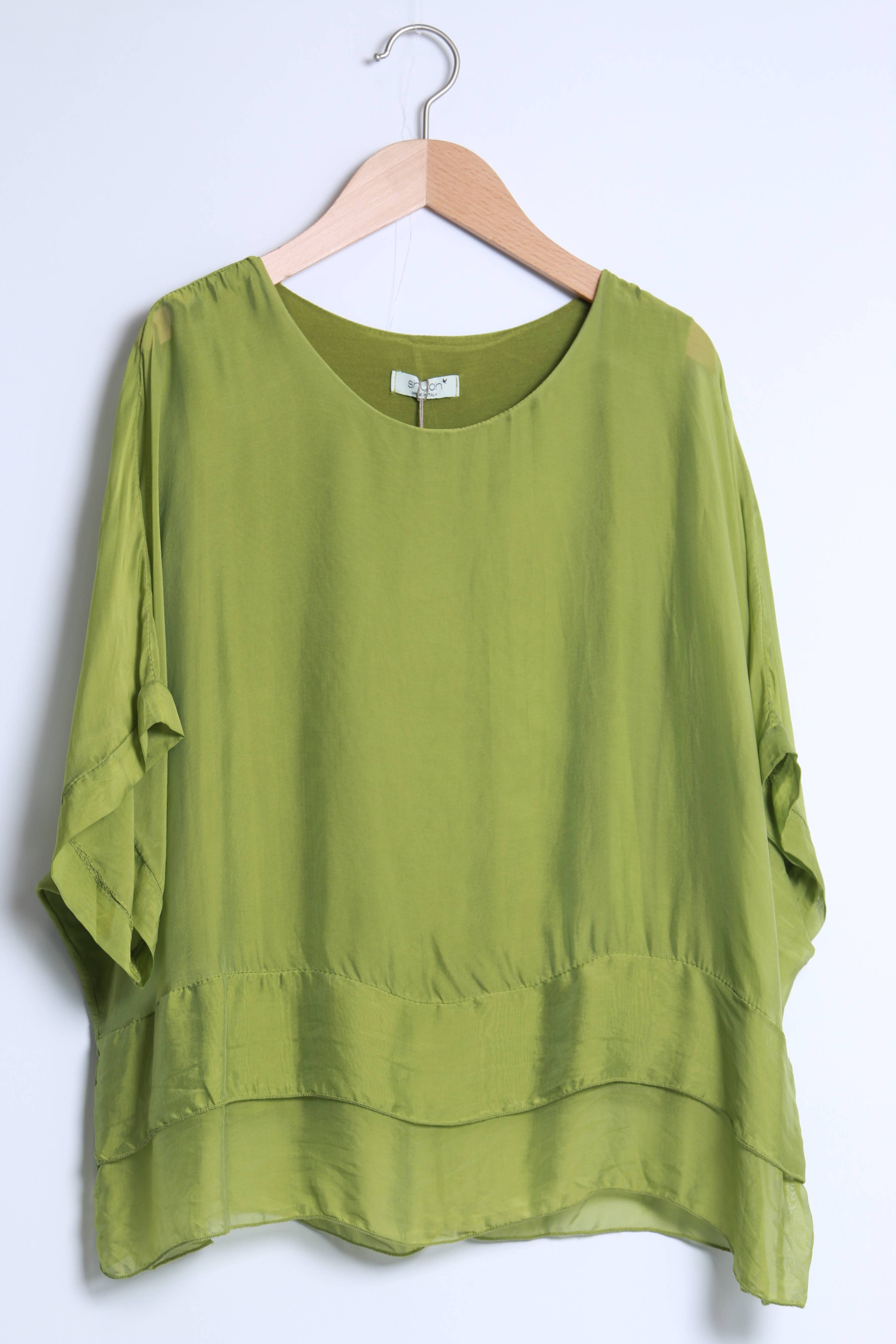 Loose blouse with 3/4 sleeves and layered hem 50529 - Out of the Blue