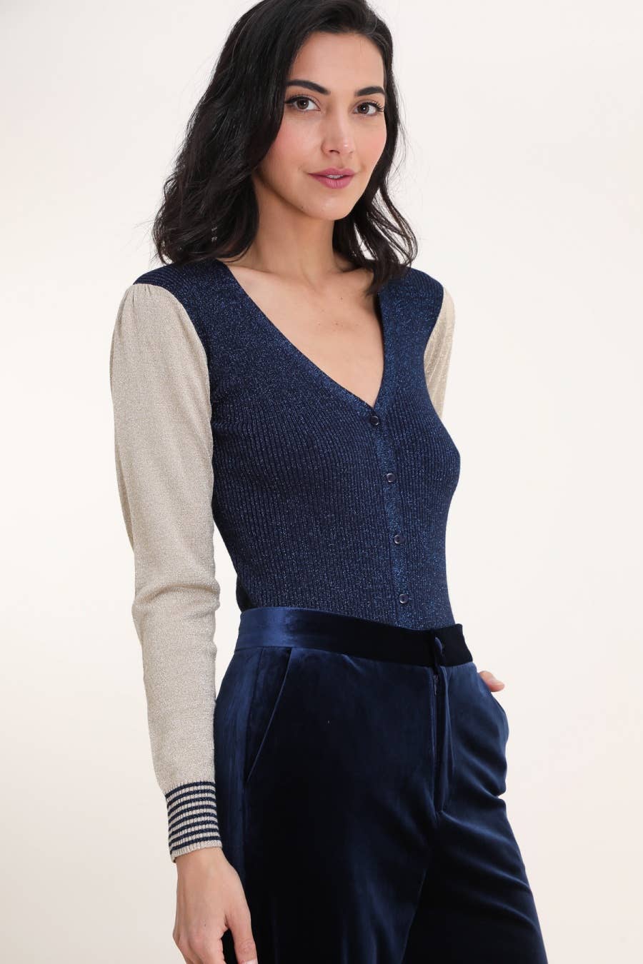 V-neck cardigan in two-tone lurex - 4626 - Out of the Blue