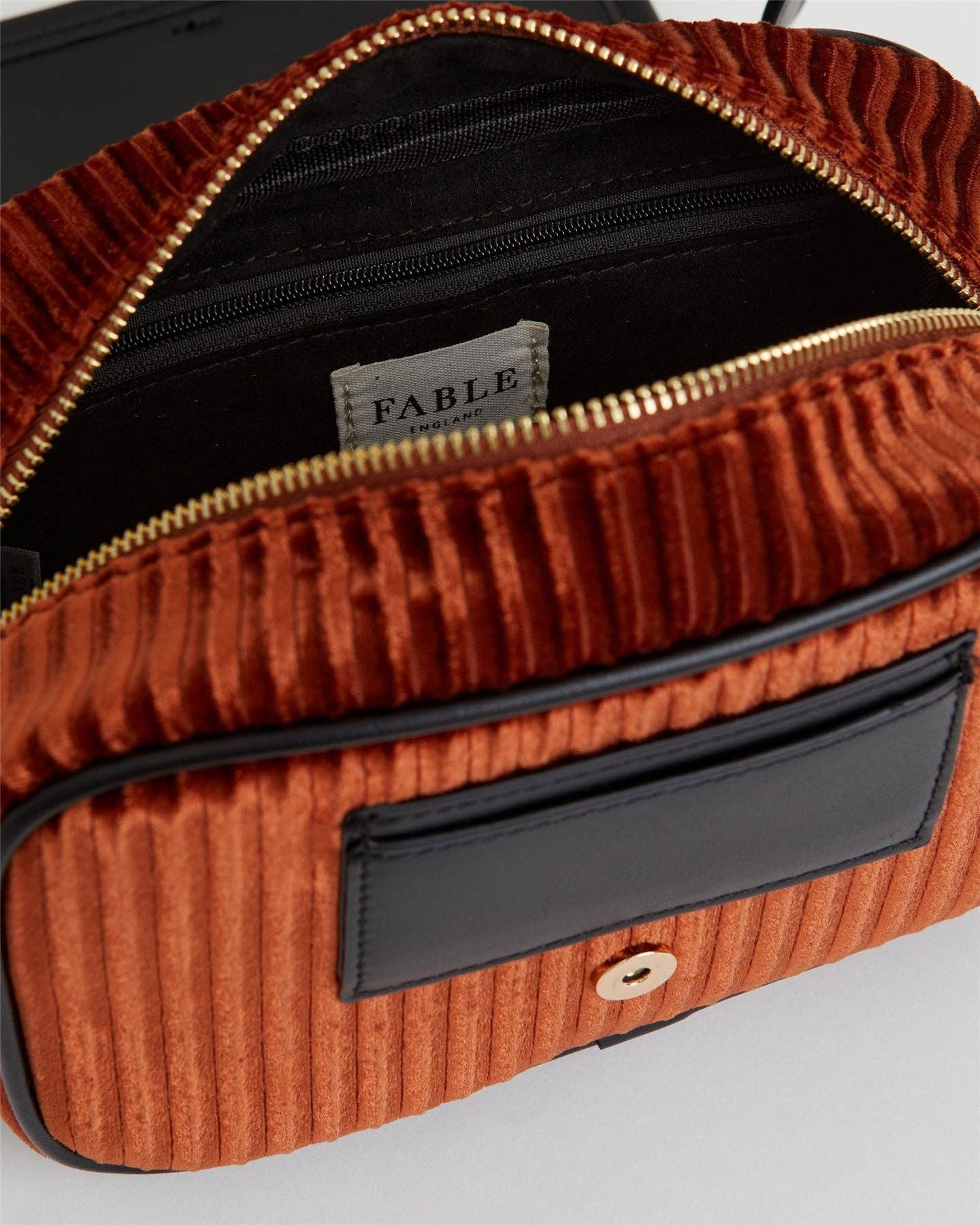 Vivianne Camera Bag - Out of the Blue
