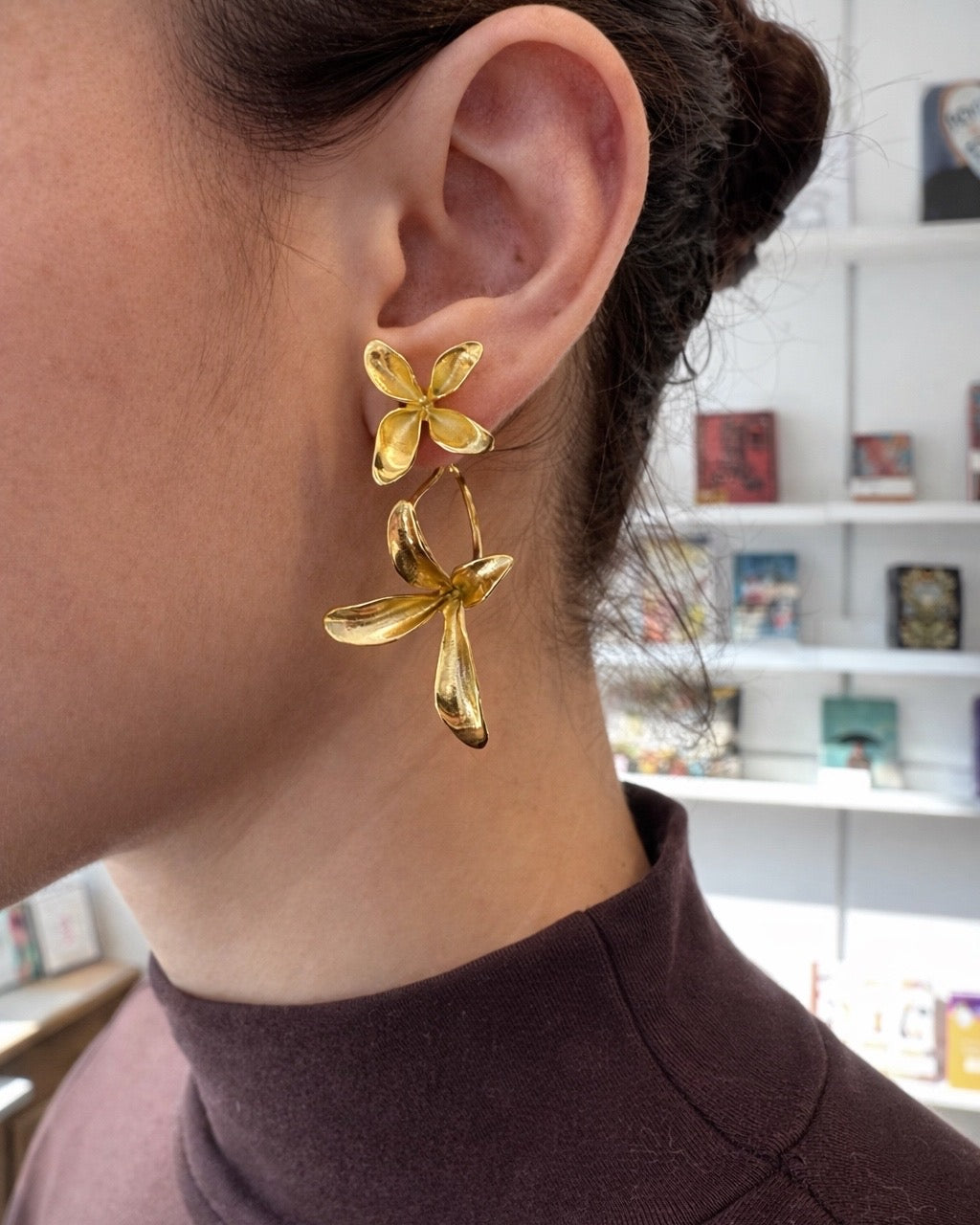 Lis Floral Earrings - Out of the Blue