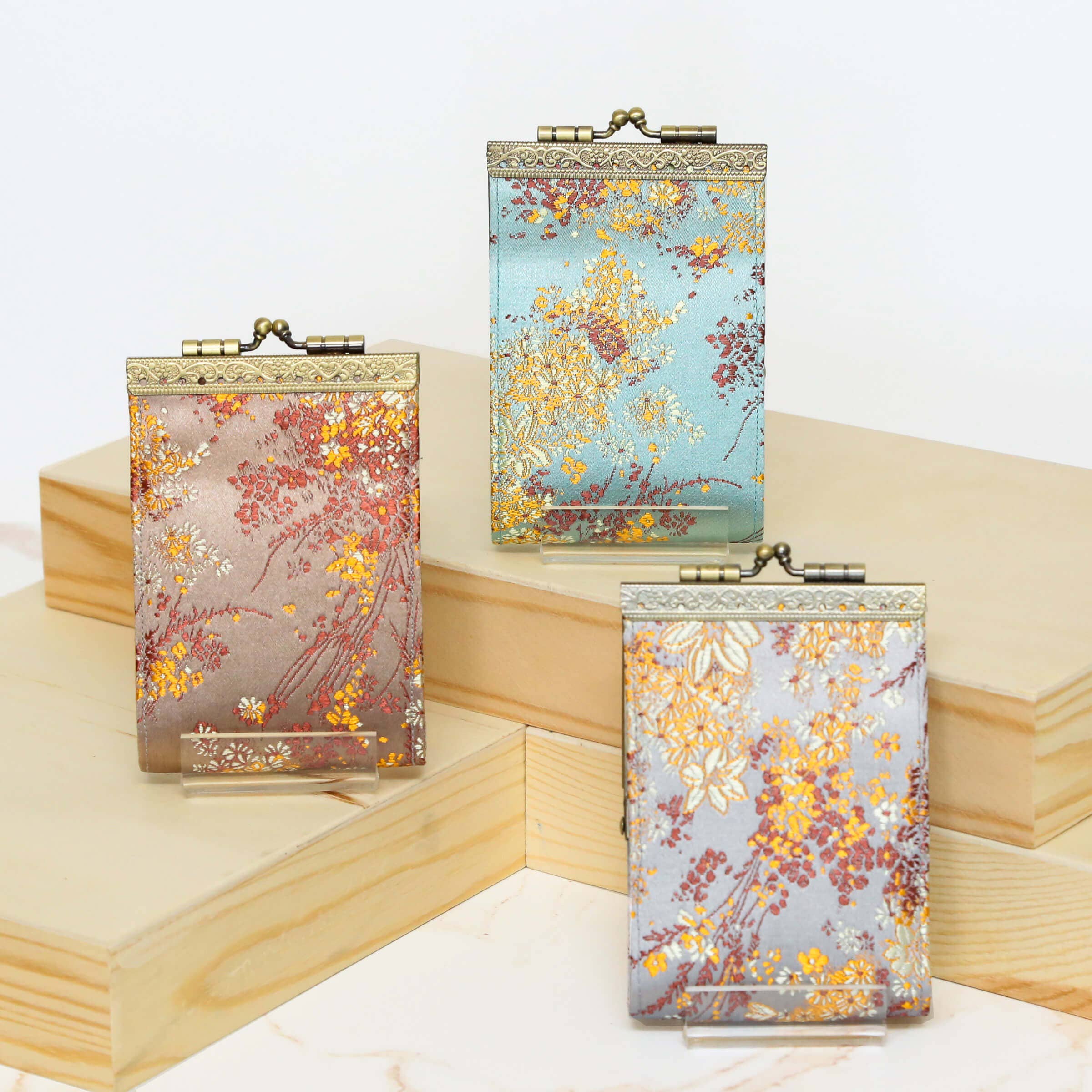 Brocade Small Floral Pattern Card Holder with RFID: Silver Gray - Out of the Blue