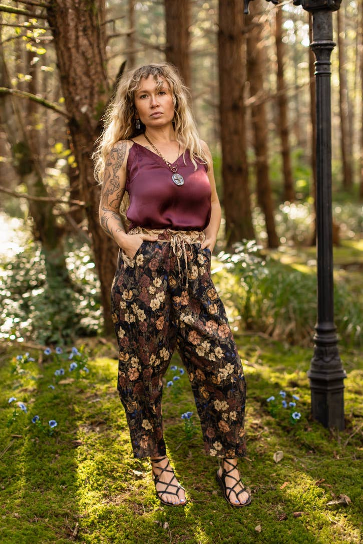 Lionheart Linen Crop Artist Pant w/ florals & Narnia print - Out of the Blue