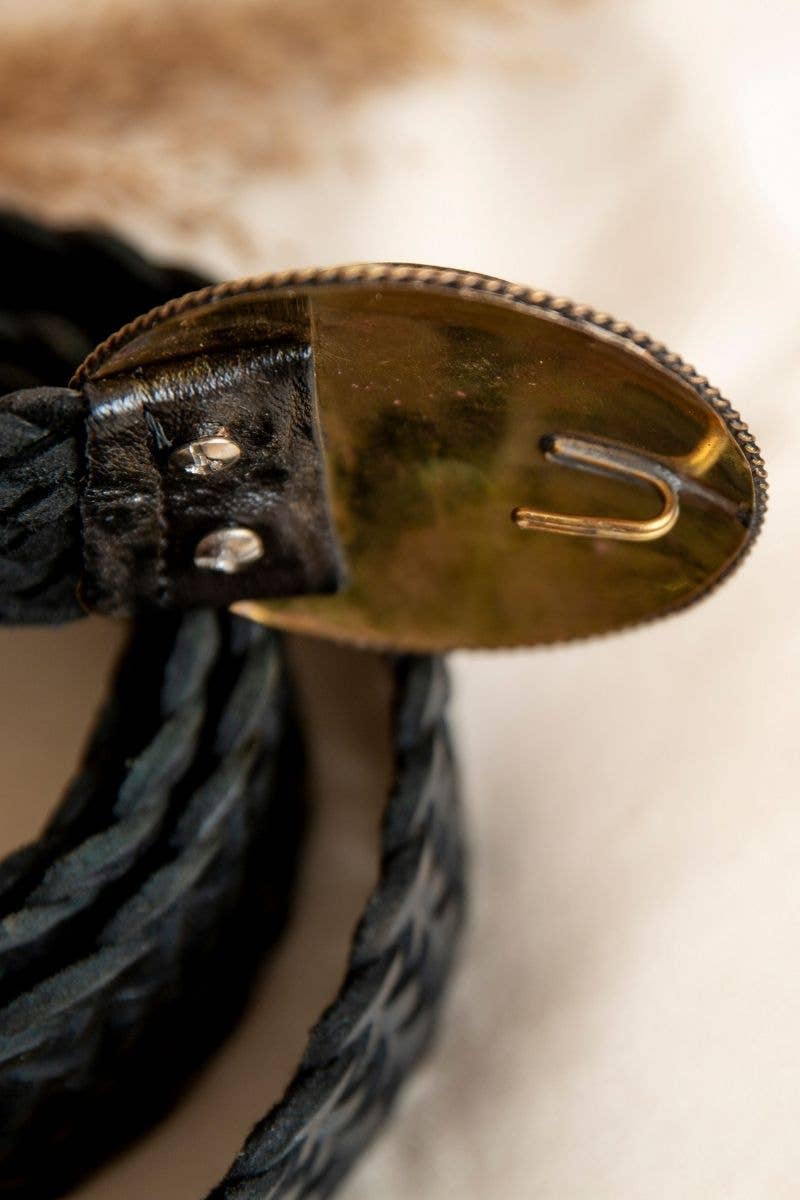 PLUTON NARROW BLACK LEATHER BELT - Out of the Blue
