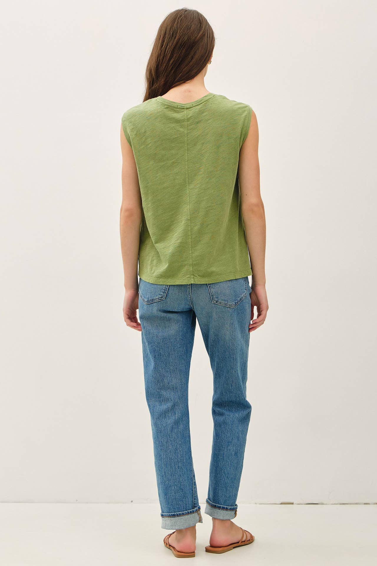GARMENT DYE COTTON SLUB V-NECK BOXY TANK TEE - Out of the Blue