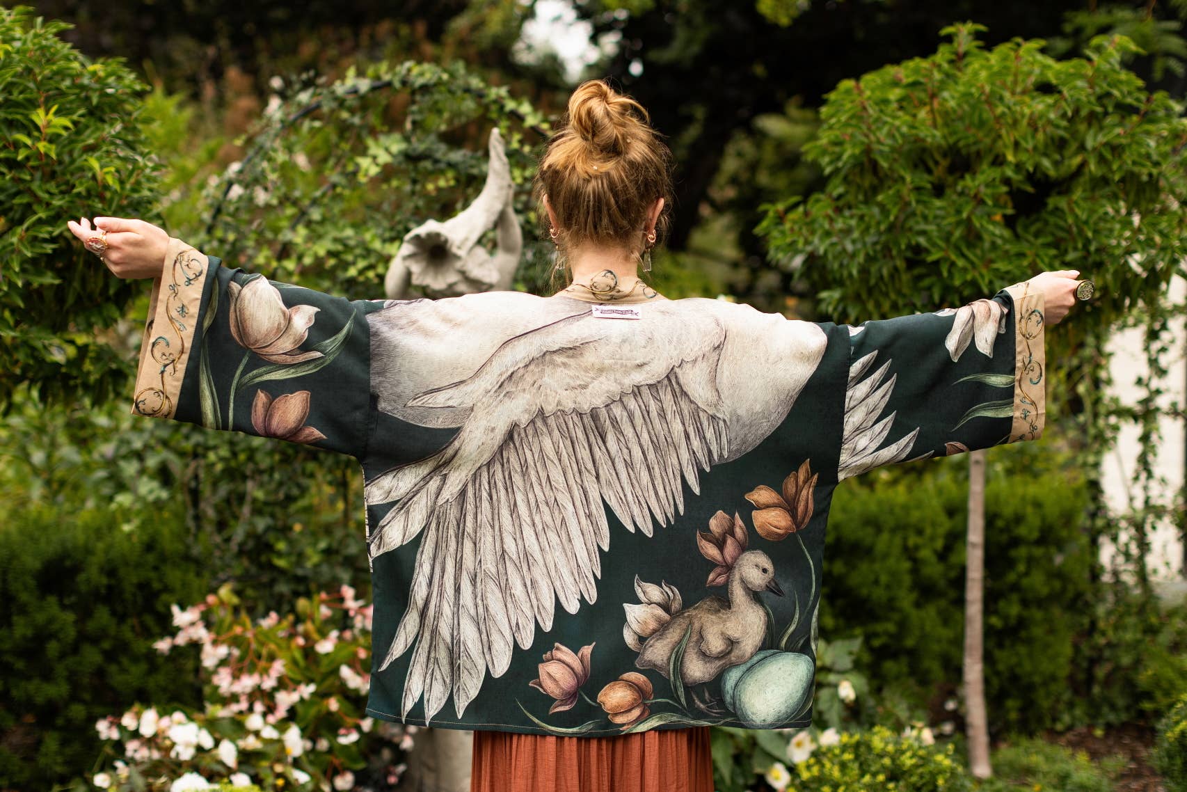 Under My Wing Pixie Duster