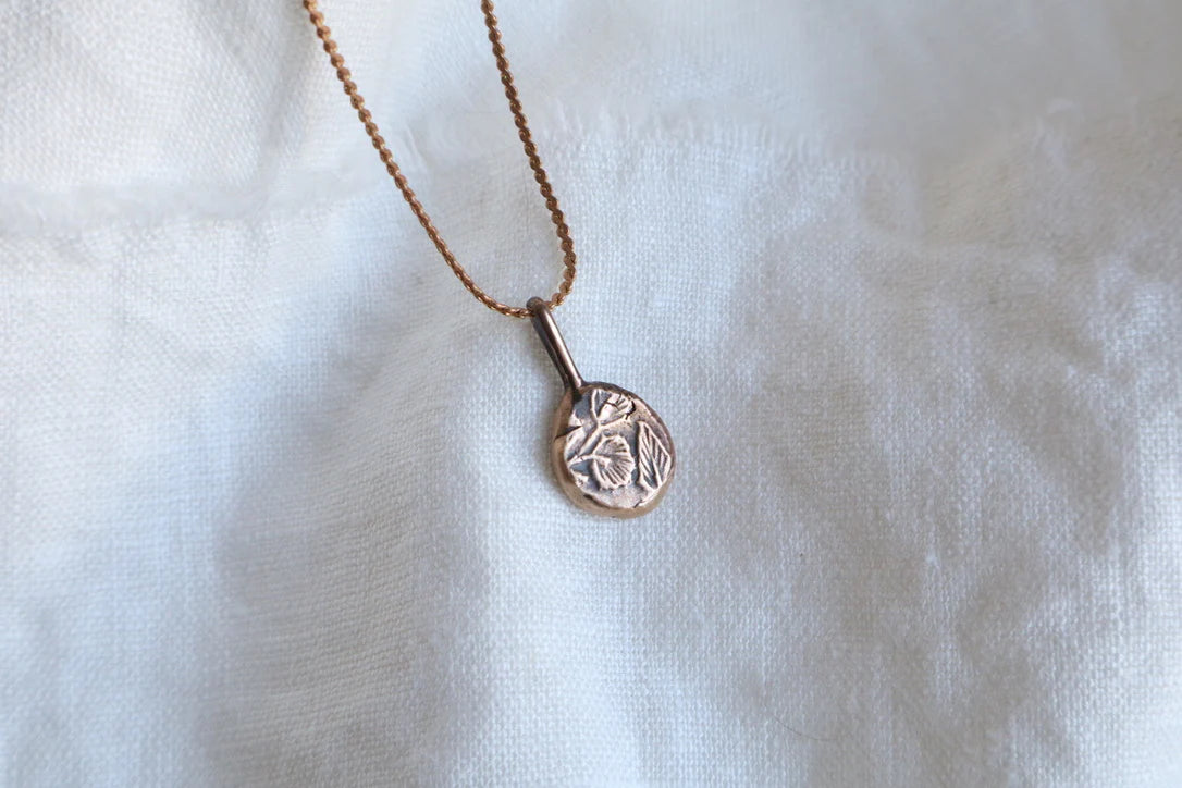 Reverie Necklace Bronze