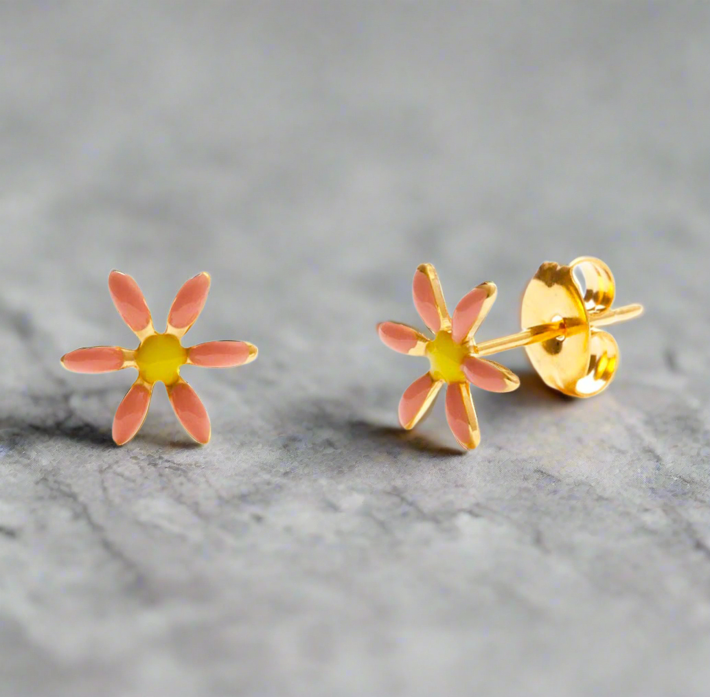 DAISY STUDS