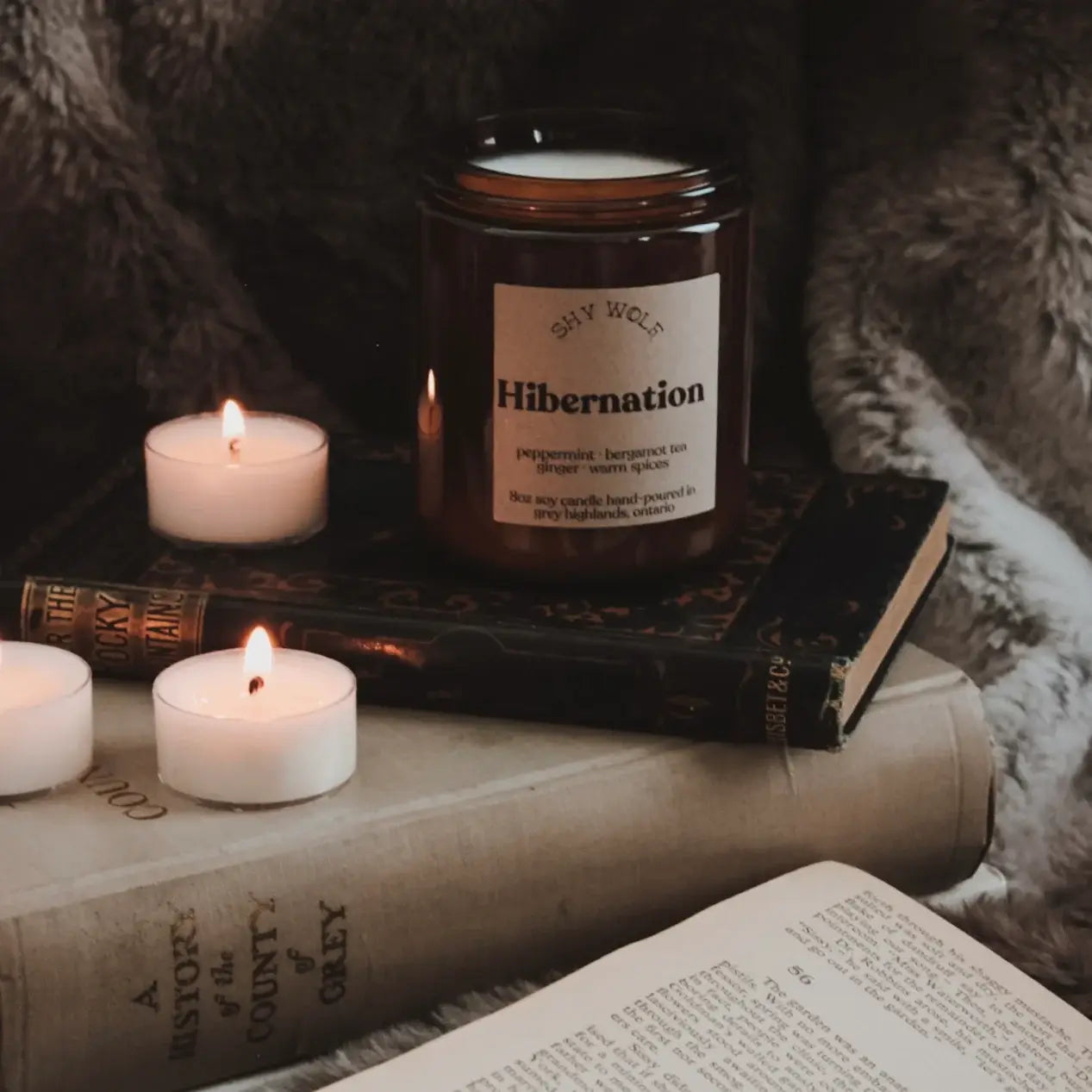 Hibernation Candle - Out of the Blue