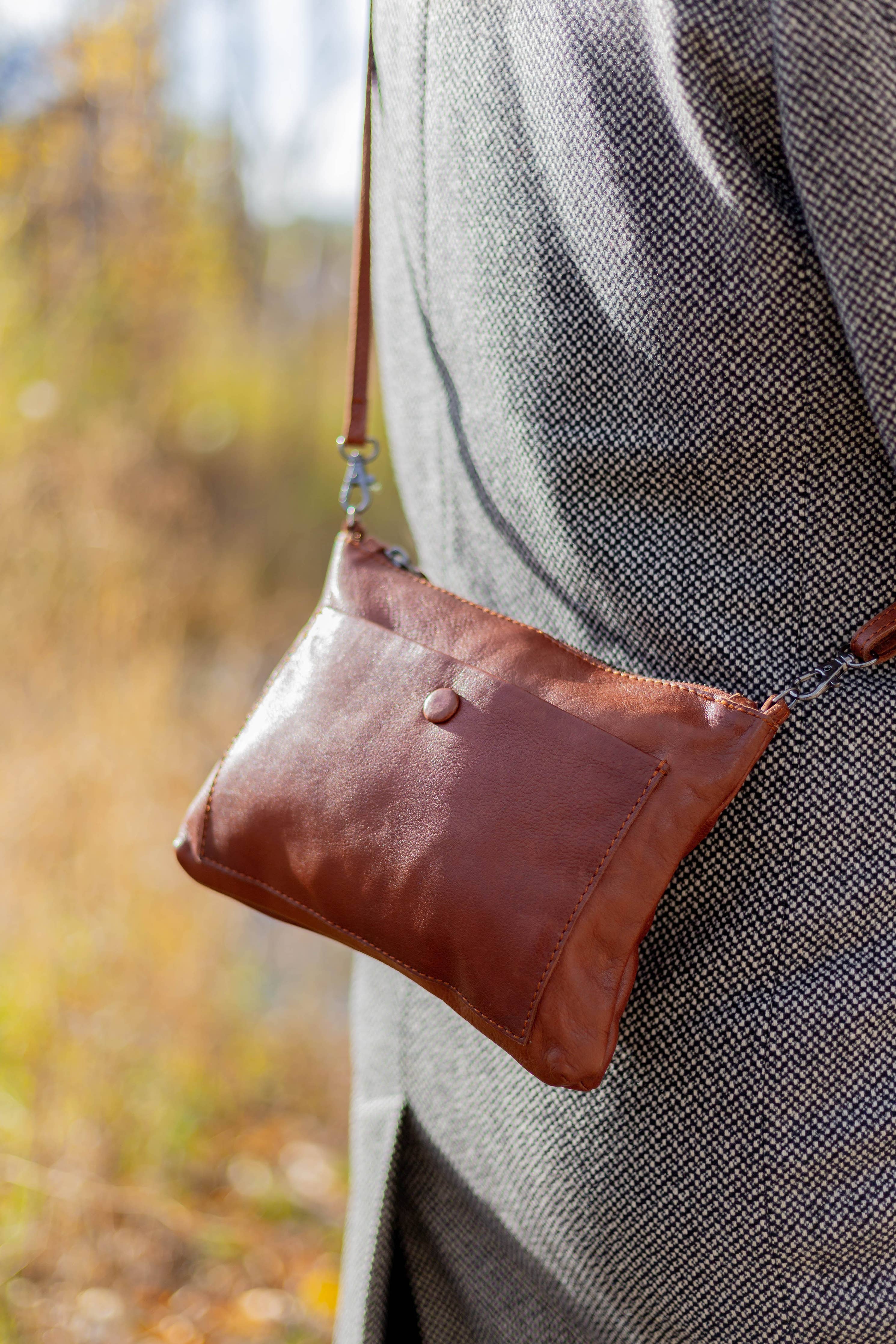 MIA CROSSBODY & CLUTCH - Out of the Blue