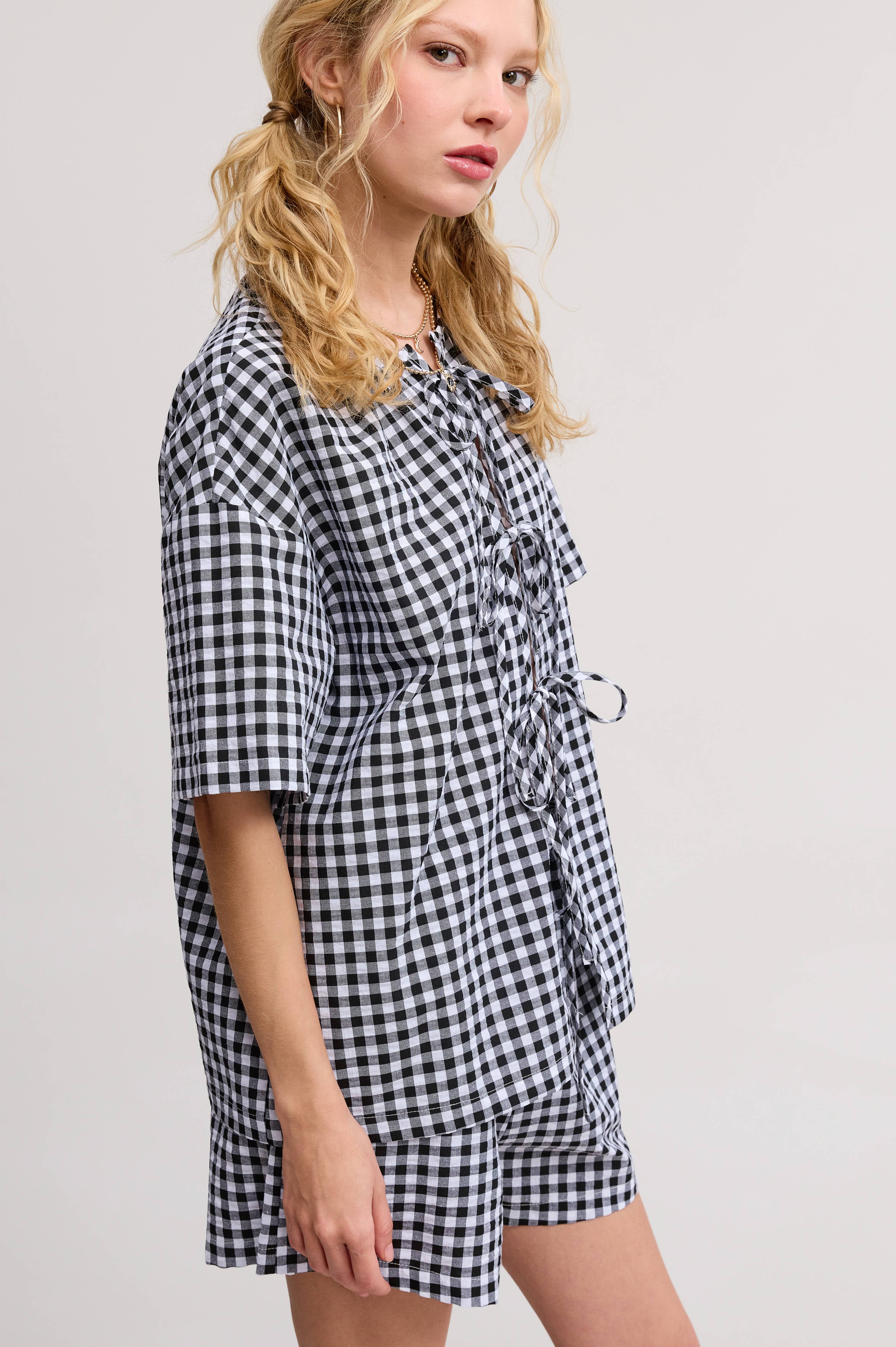 GINGHAM TOP AND SHORTS SET - Out of the Blue