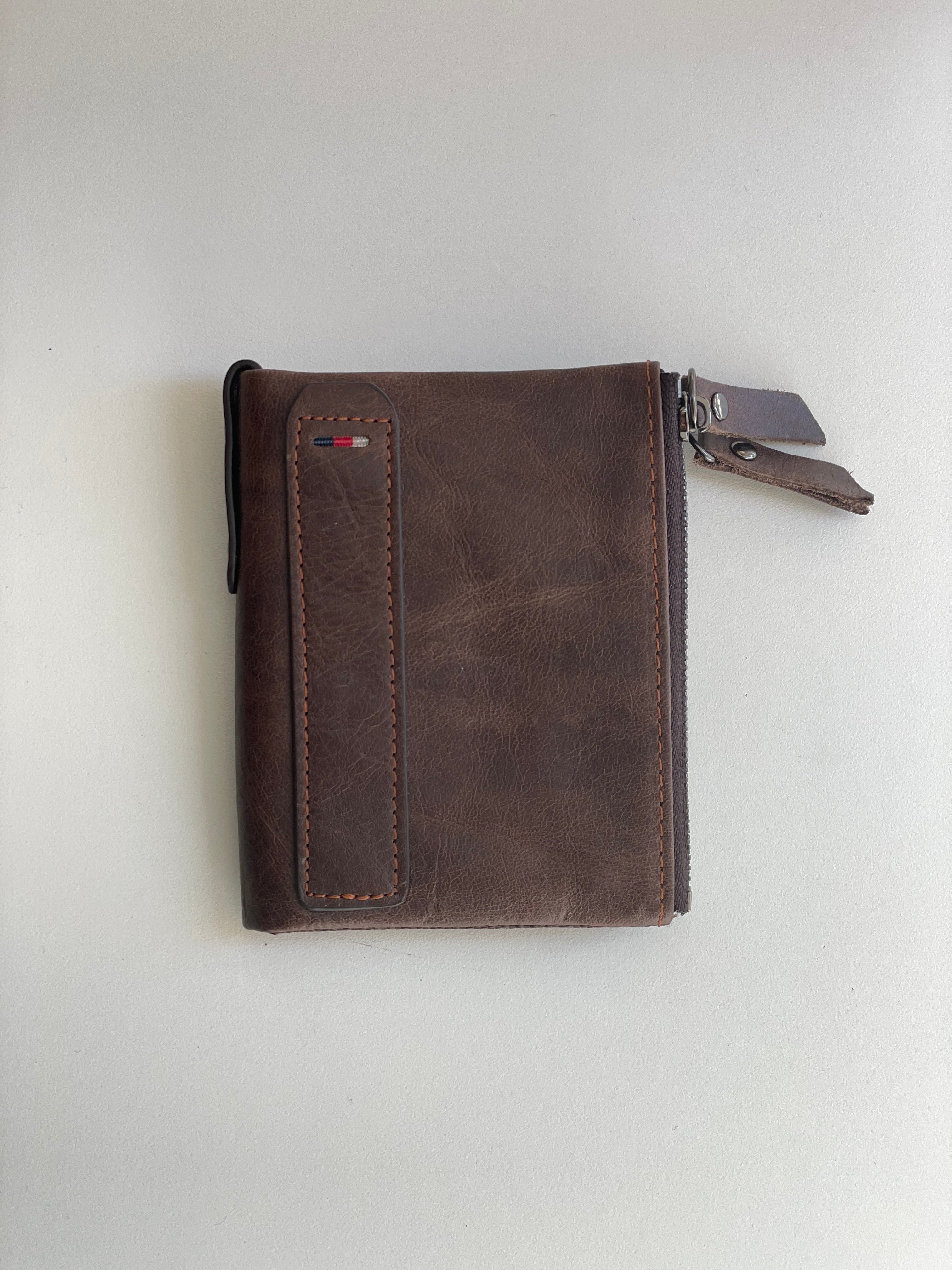 Tofino Wallet - Out of the Blue