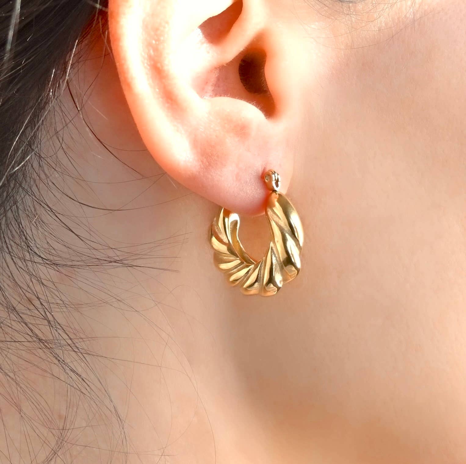 Chunky Croissant Small Twisted Hoop Earrings - Out of the Blue