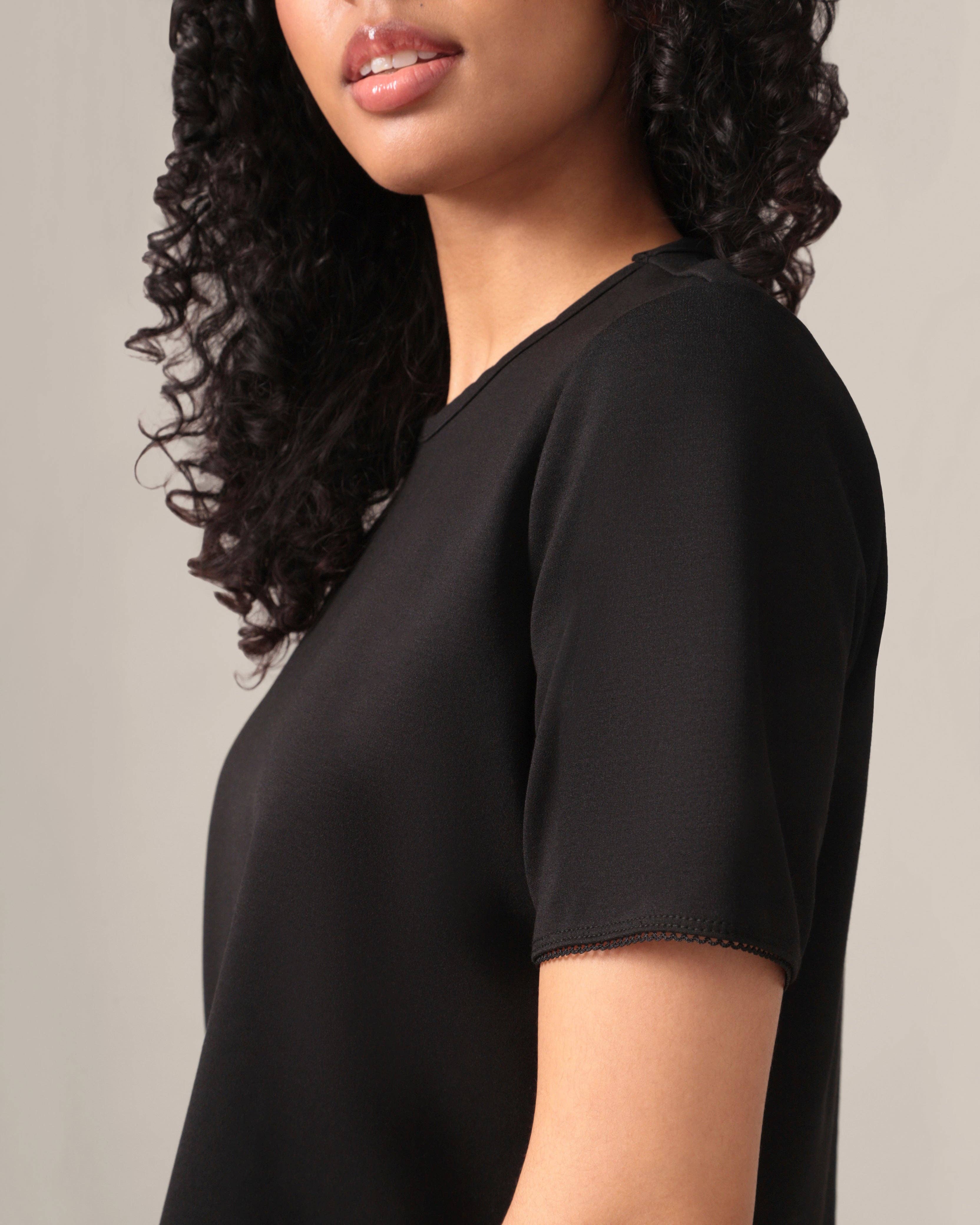 The Perfect Tee - Light Ease knit in Black - Out of the Blue