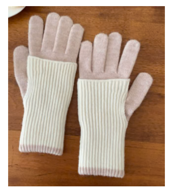 Double Folded Gloves