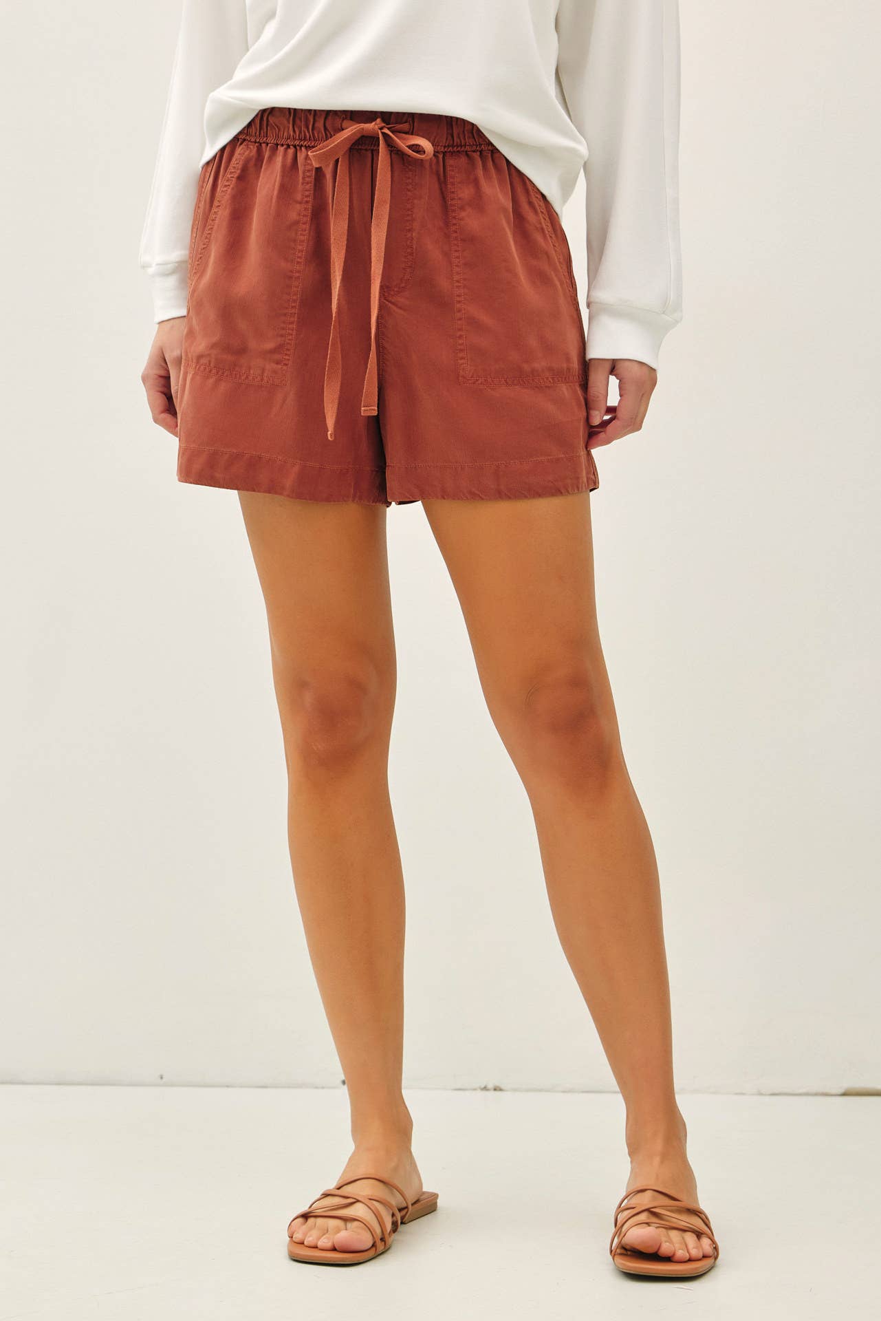 NEW SHADE-HIGH RISE PULL ON TENCEL SHORT - Out of the Blue