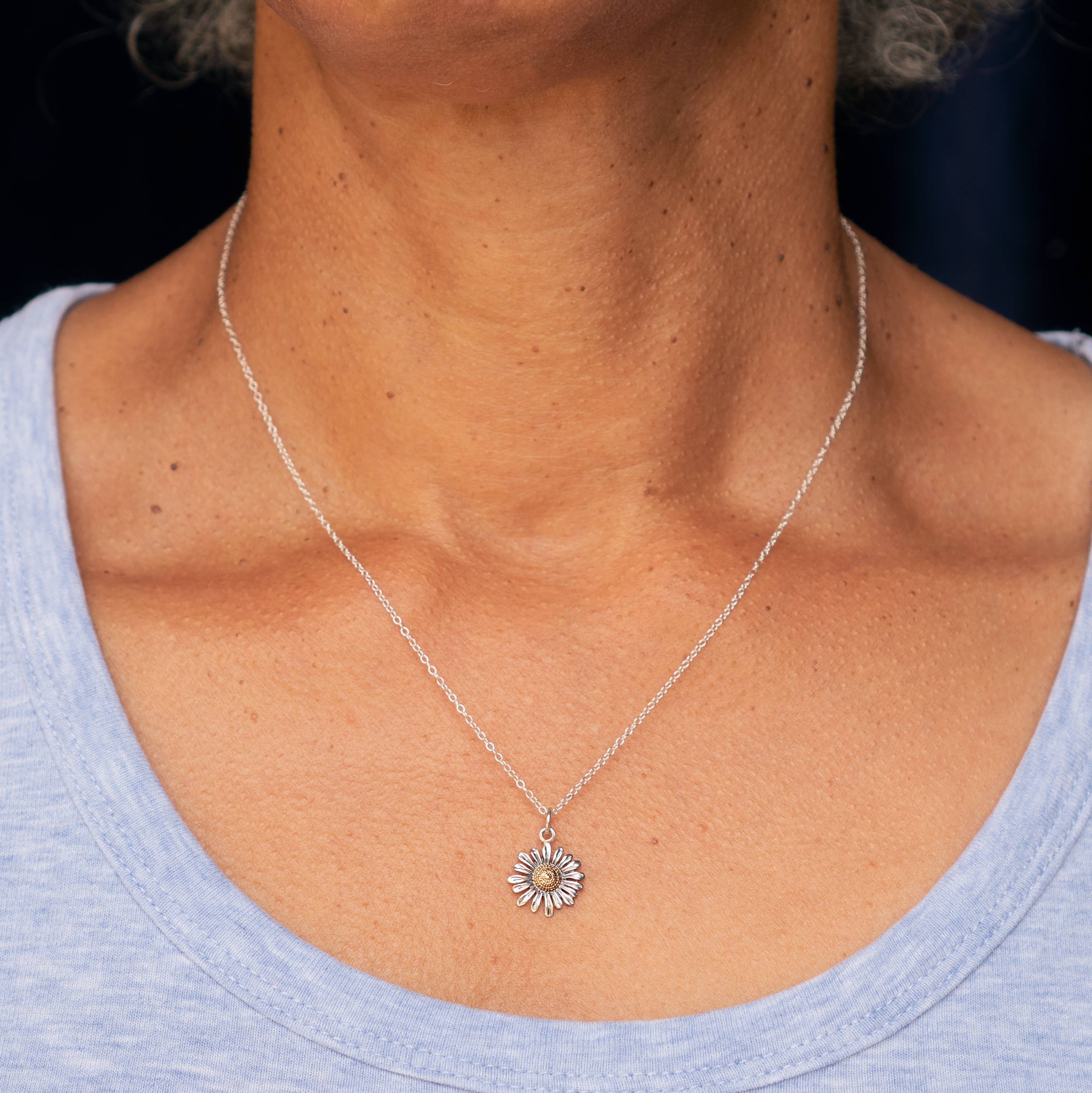 Daisy Necklace