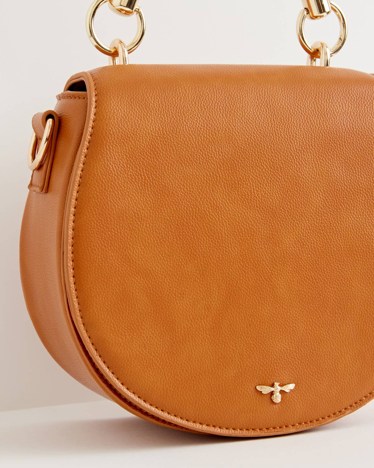 Liberty Saddle Purse