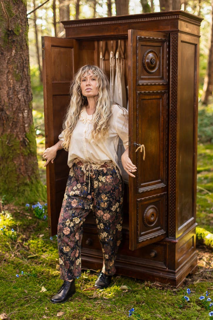 Lionheart Linen Crop Artist Pant w/ florals & Narnia print - Out of the Blue