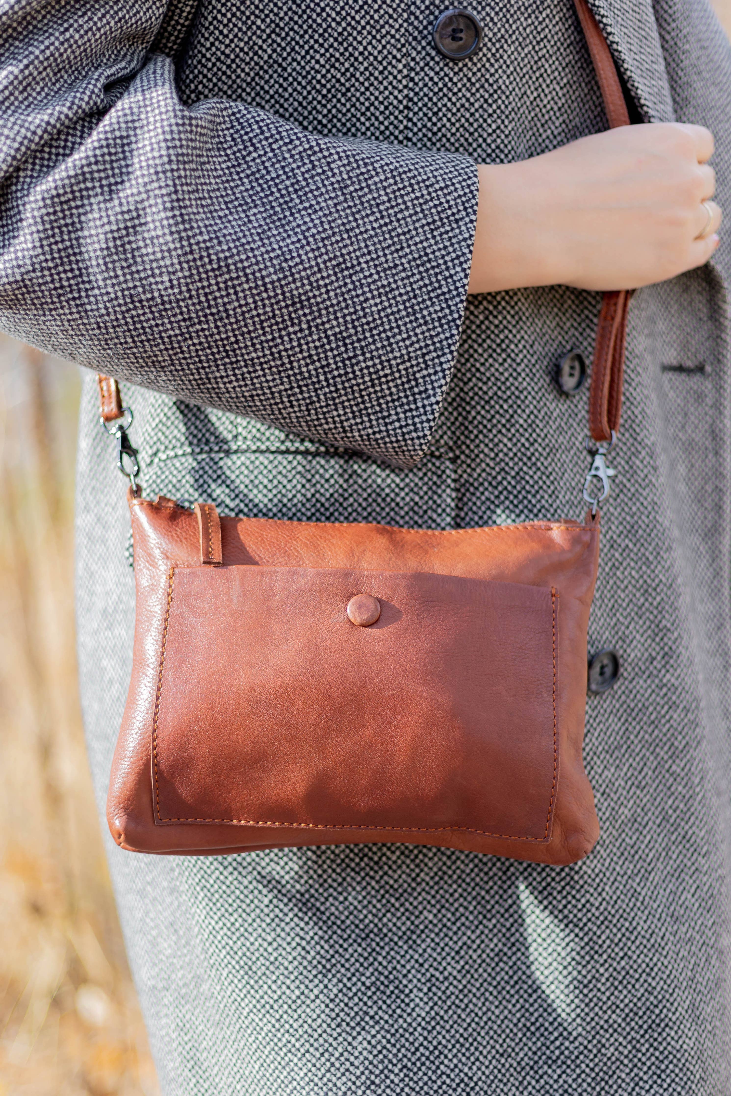 MIA CROSSBODY & CLUTCH - Out of the Blue