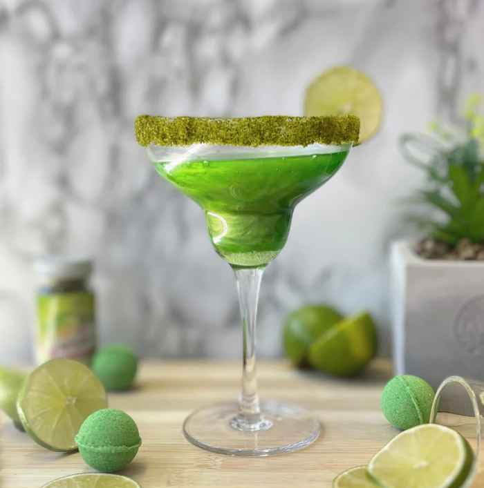 Cocktail Bombs - Out of the Blue