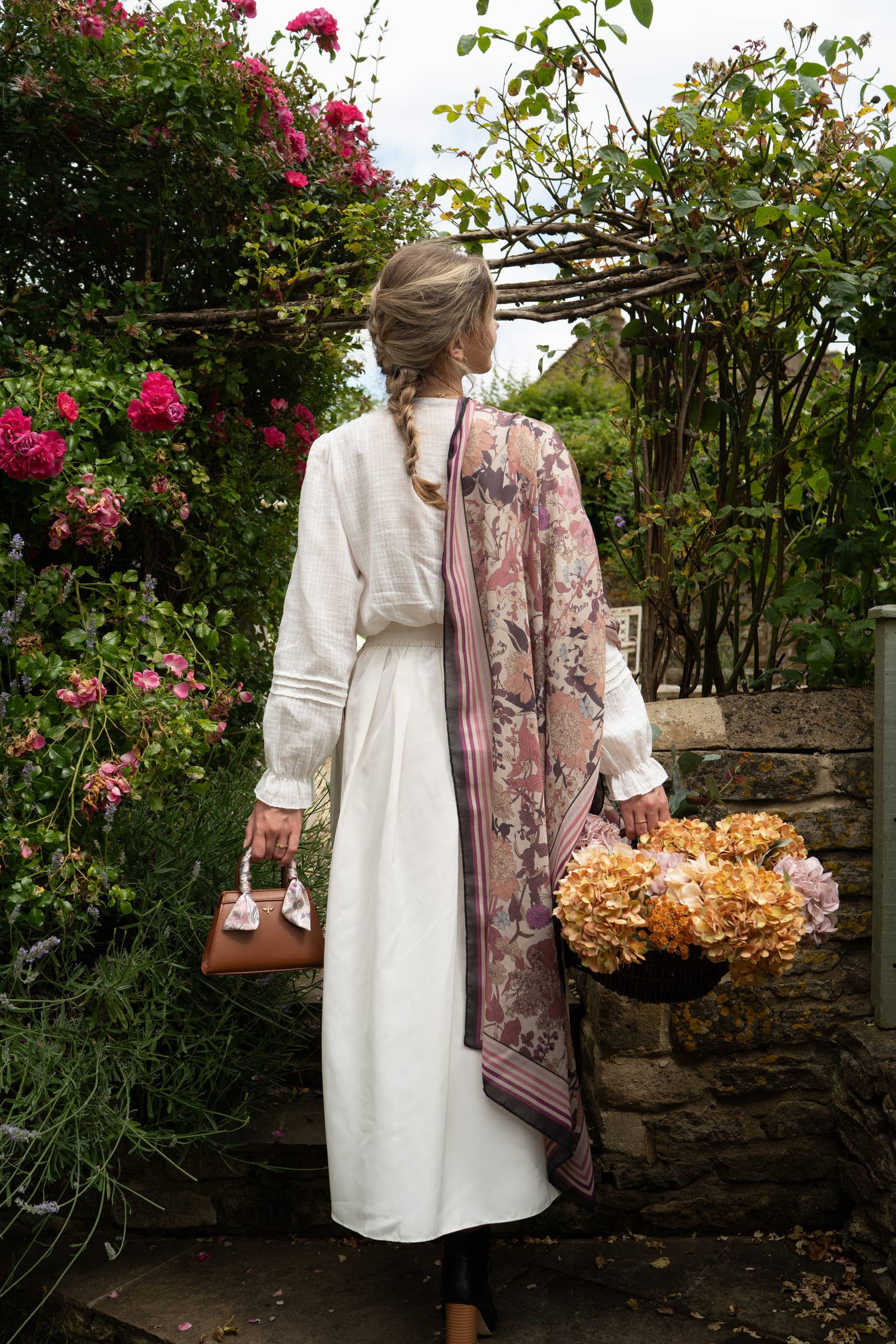 Deco Blooms Scarf - Out of the Blue