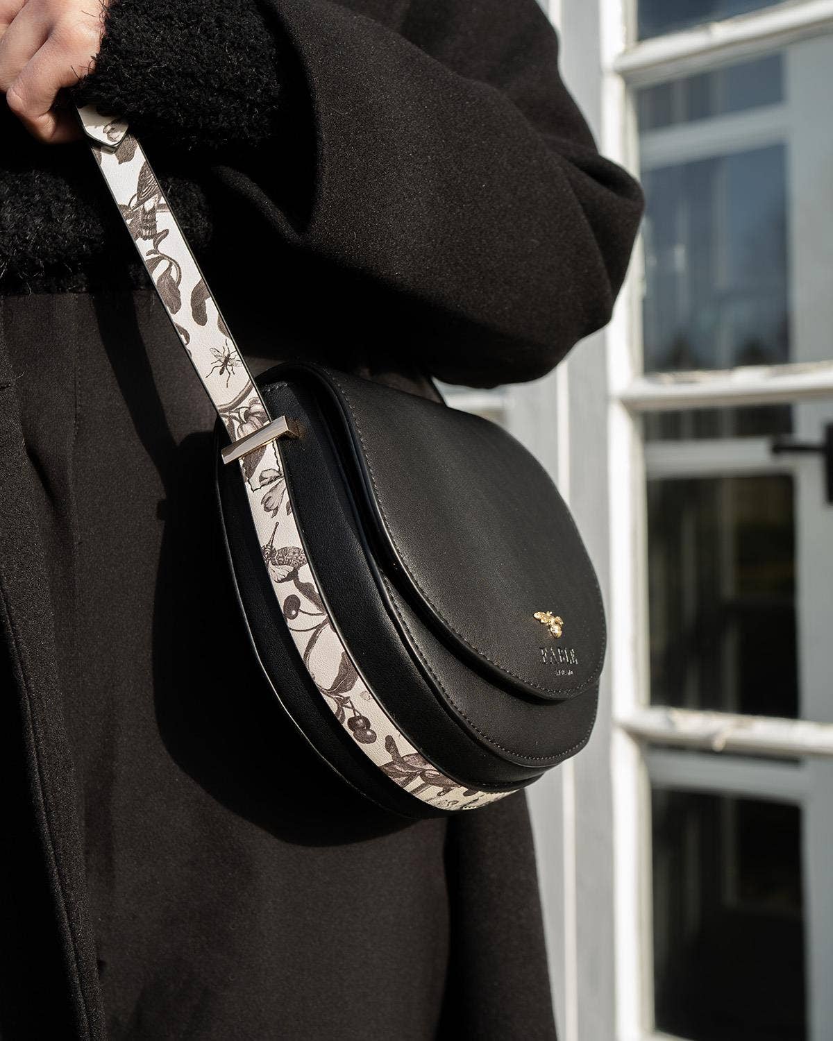 Saddle Bag Black - Out of the Blue