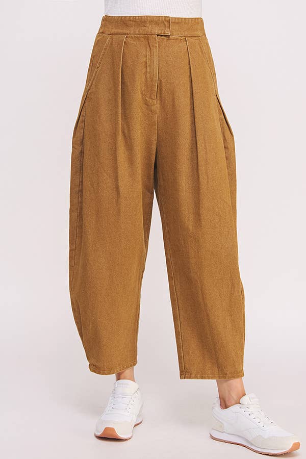 HIGH WAIST PLEATED TROUSERS - Out of the Blue
