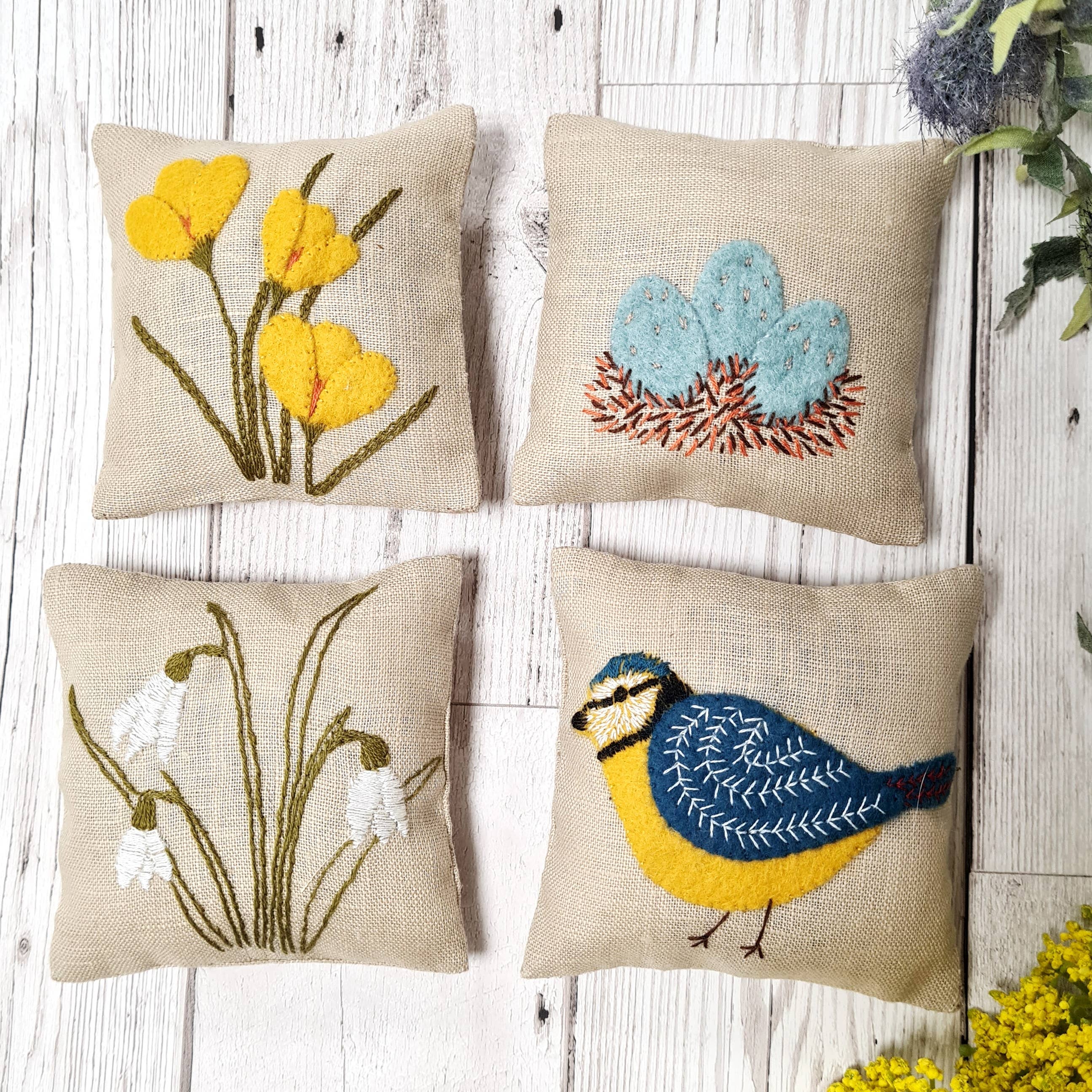 Linen Lavender Bags Embroidery Kit - Spring Garden - Out of the Blue