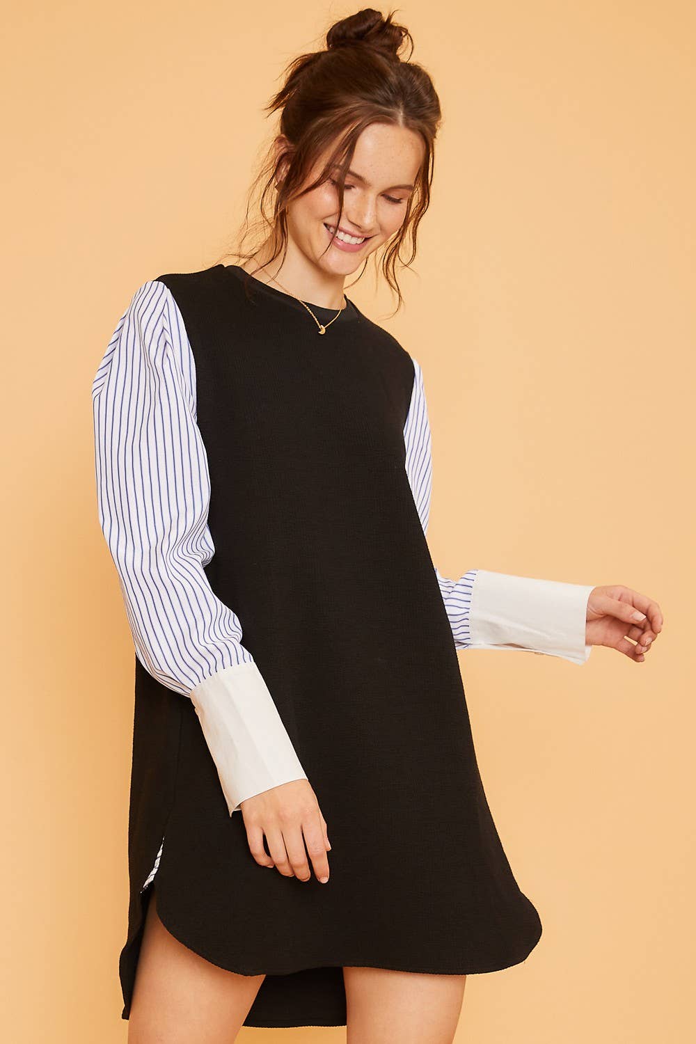 ROUND NECK STRIPED CONTRAST SLEEVE KNIT MINI DRESS_AD4242 - Out of the Blue