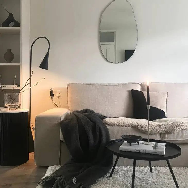 Reykjavik Throw - Out of the Blue