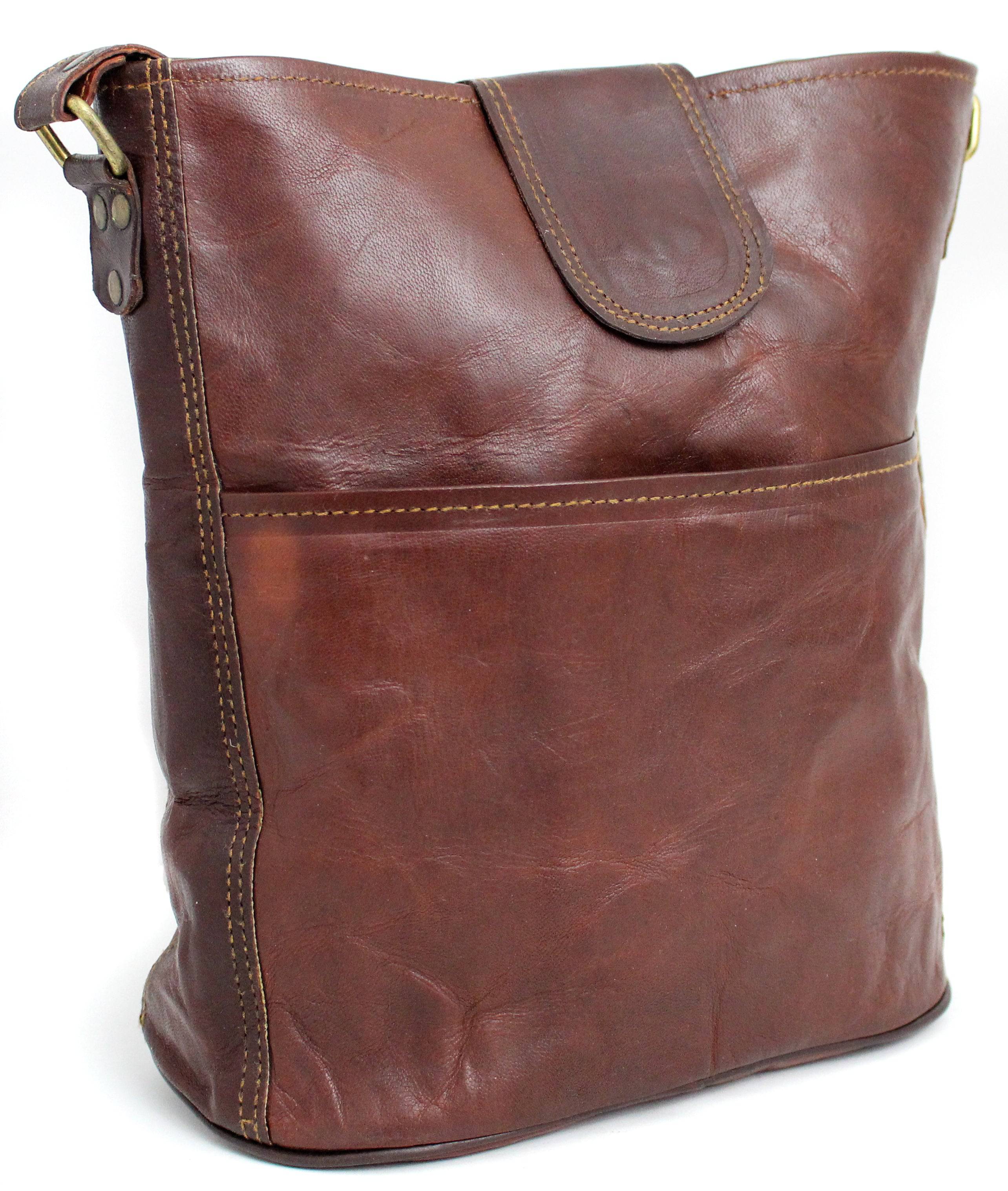 10" LEATHER BUCKET BAG - Out of the Blue