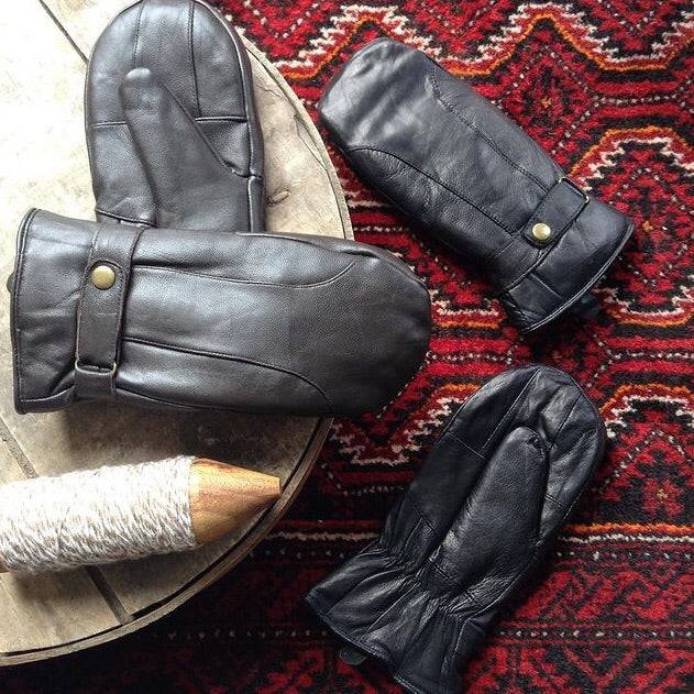 BLACK LEATHER GLITTEN - Out of the Blue