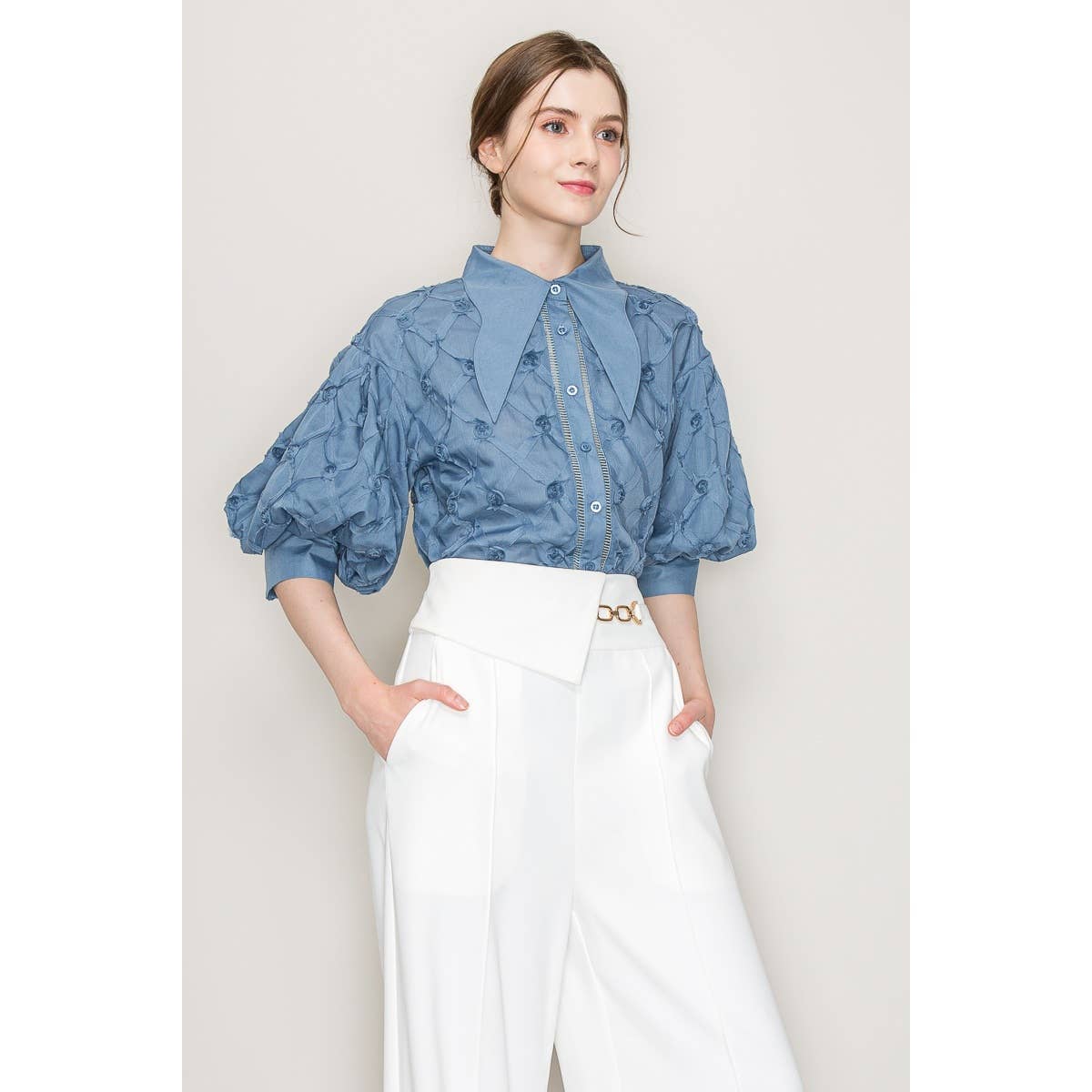 Puff Sleeve Pointed Collar Shirt