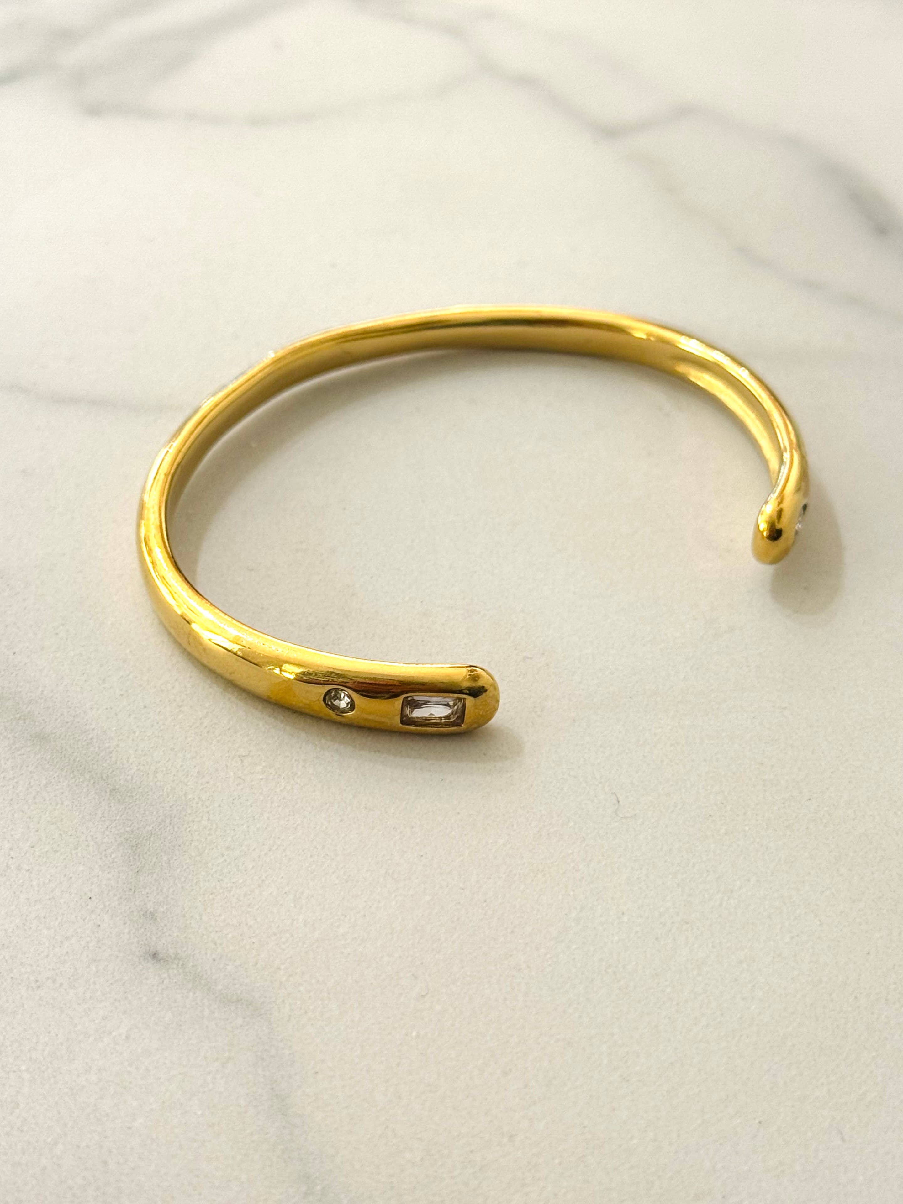Tonin Bangle Bracelet w Northern Star & Drop Details - Out of the Blue