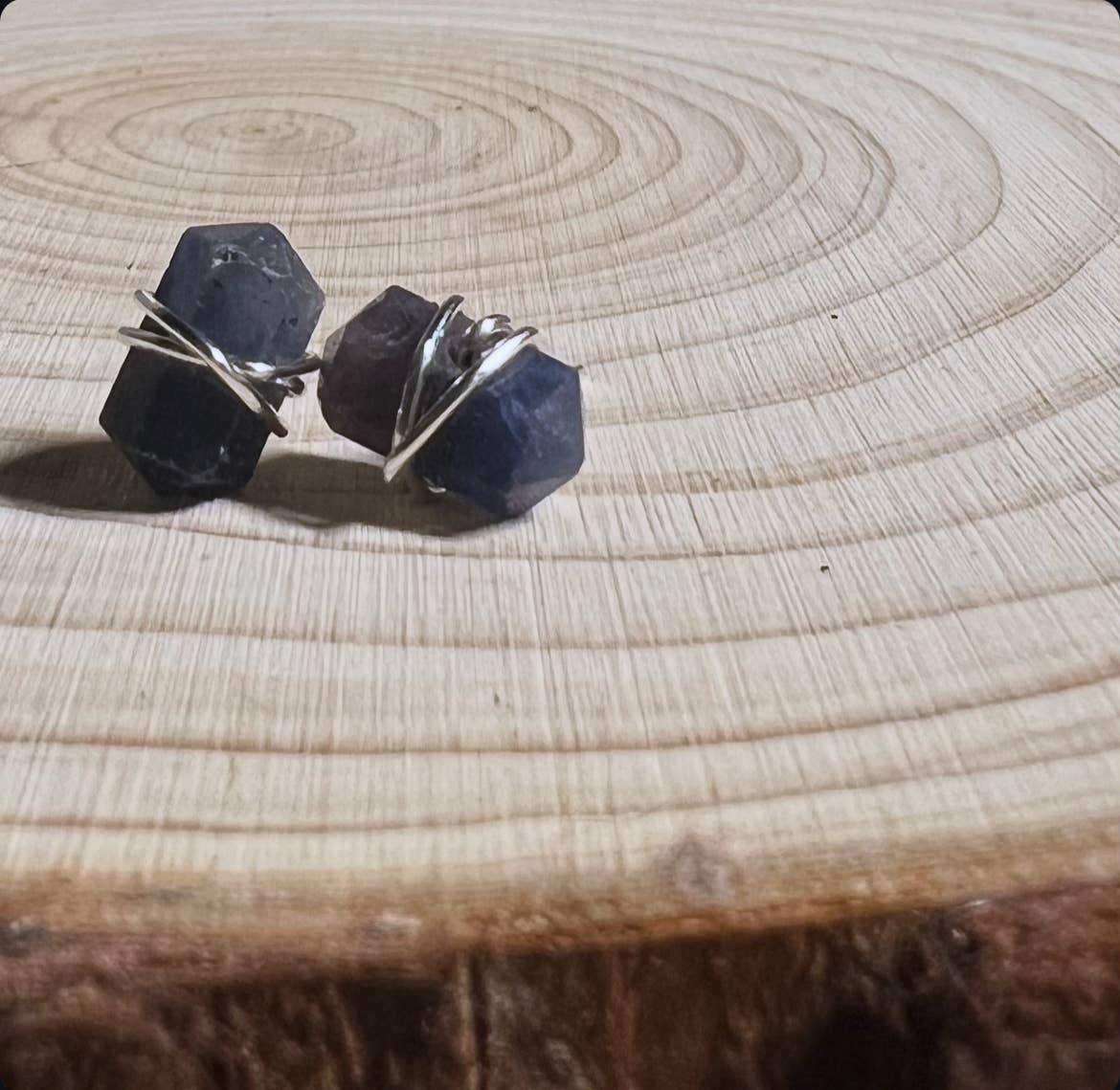 Wire Wrapped Stud