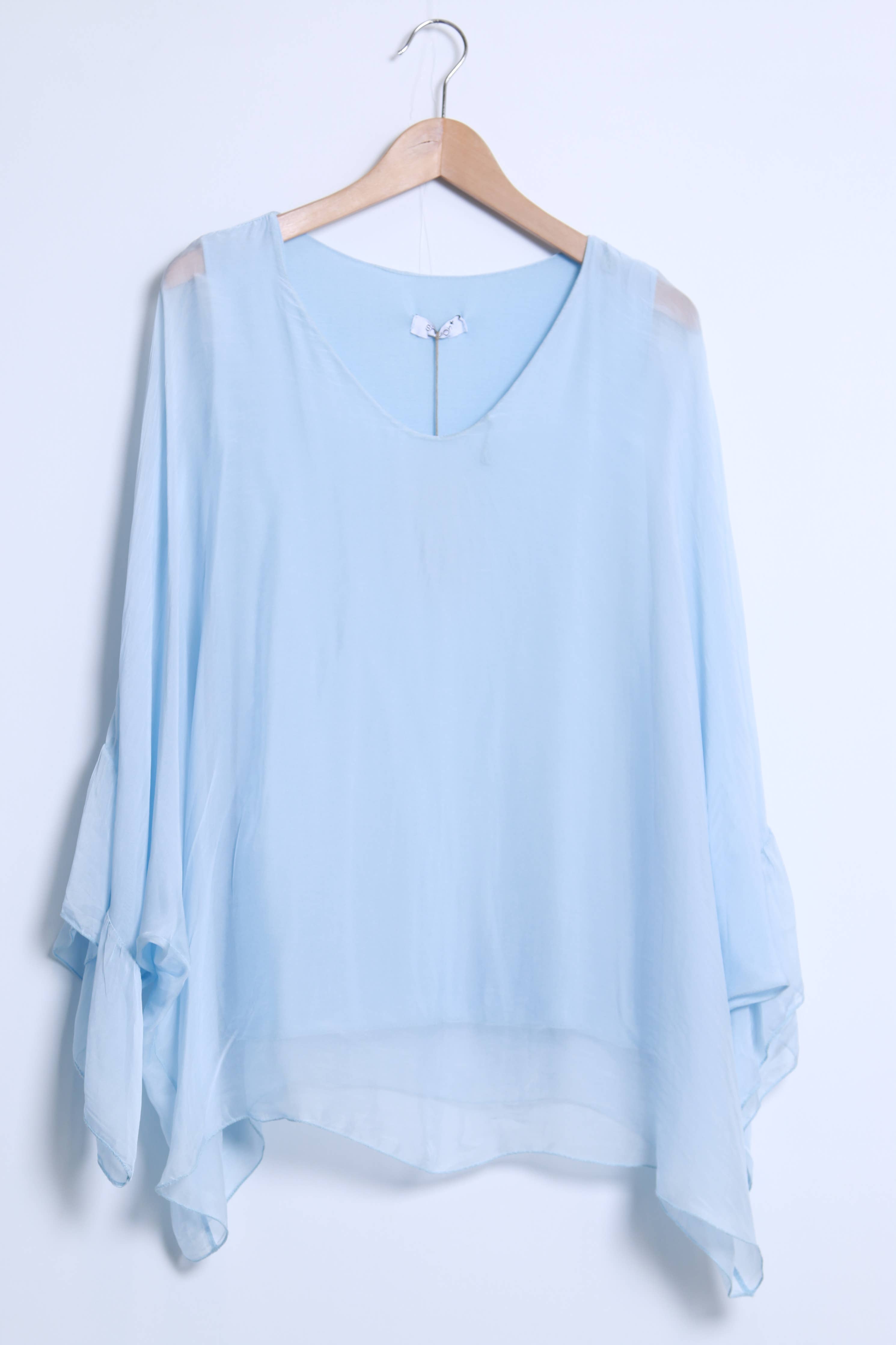 Loose fluid blouse with long sleeves and V-neck 15806 - Out of the Blue