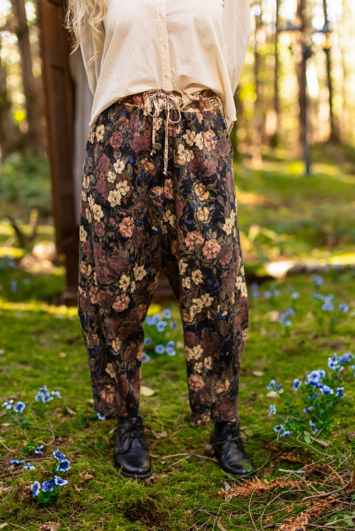 Lionheart Linen Crop Artist Pant w/ florals & Narnia print - Out of the Blue