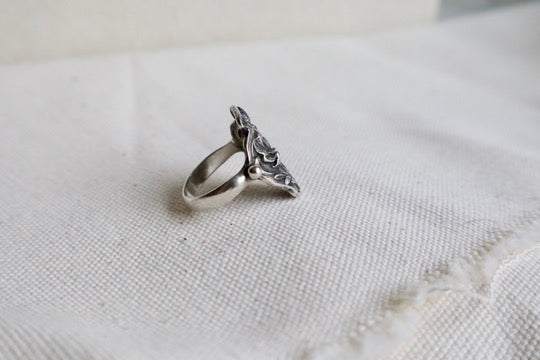 Flora Ring - Out of the Blue