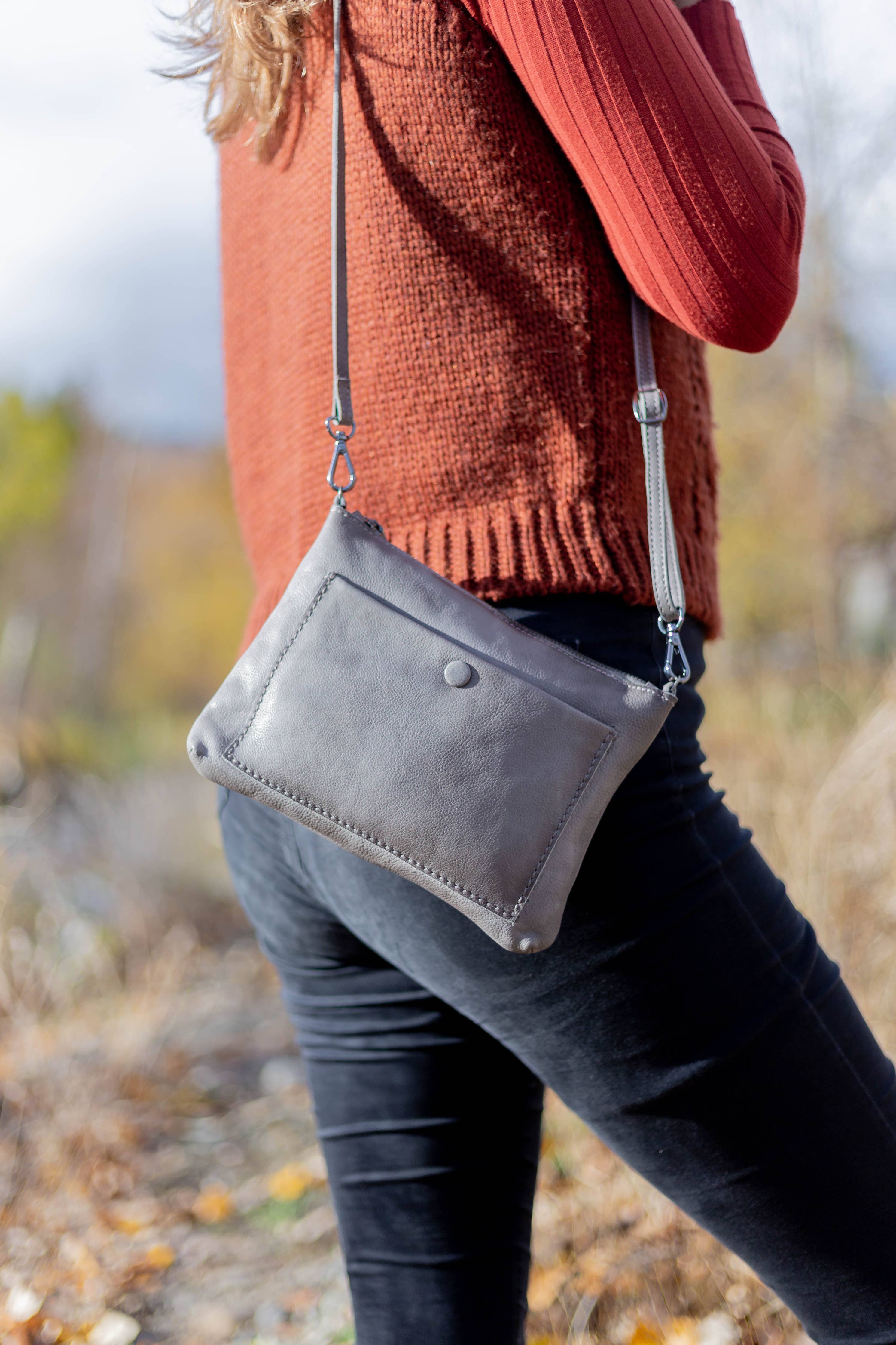 MIA  CROSSBODY & CLUTCH - Out of the Blue