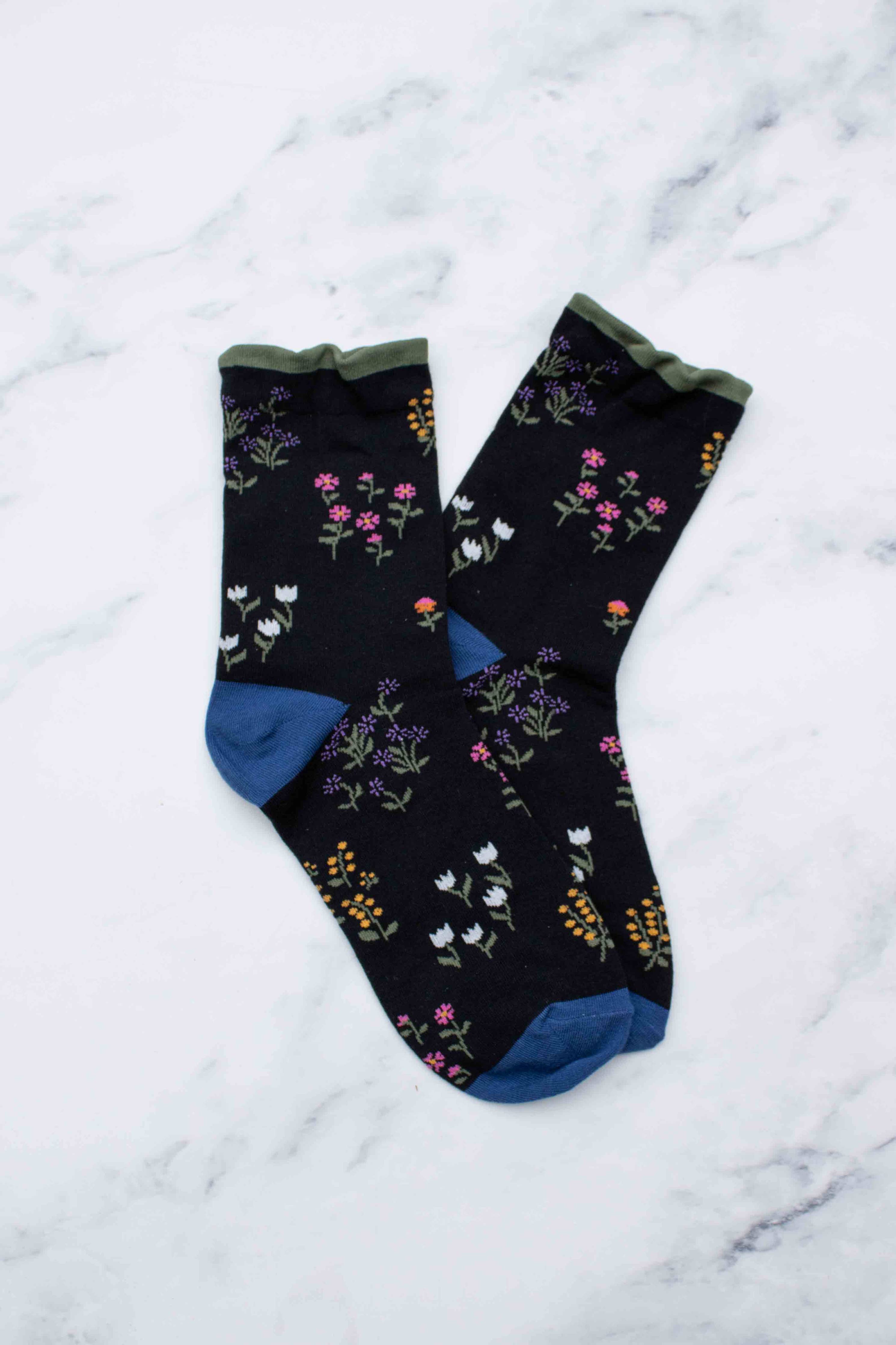 Women's Penelope Floral Casual Socks - Out of the Blue