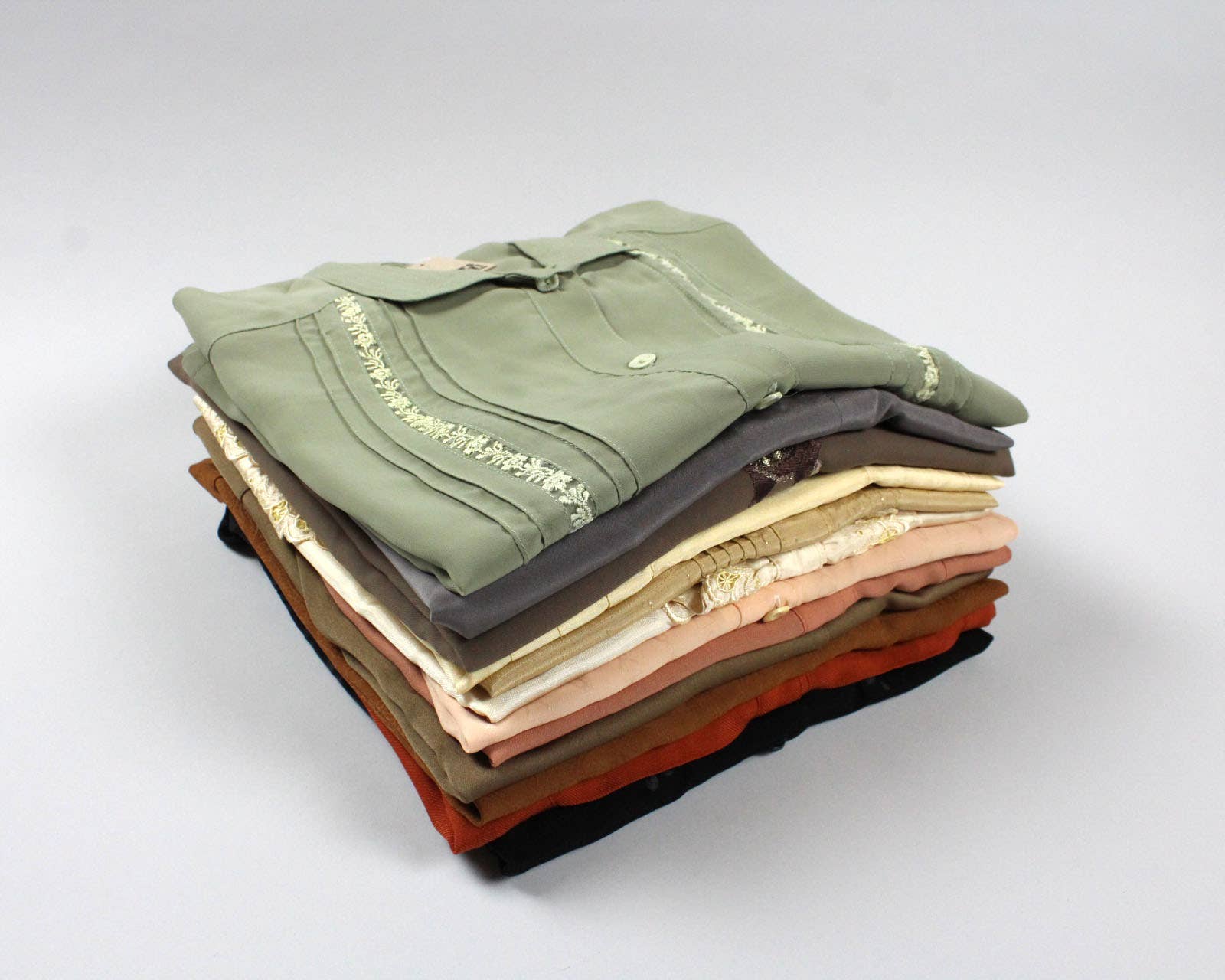Reworked Vintage Short-Sleeve Button Up Blouse in SOLID COLORS - Cropped - Out of the Blue