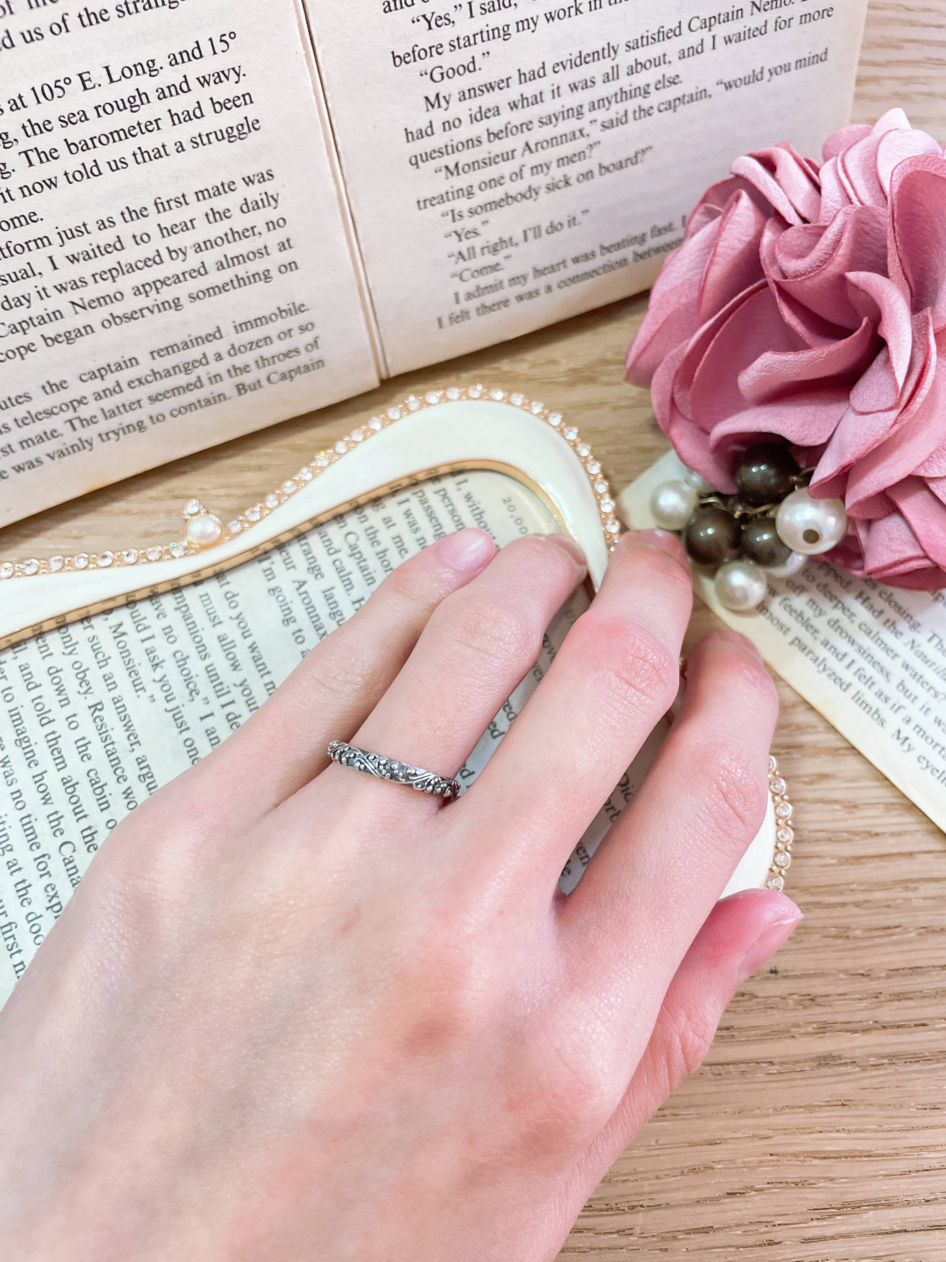 Sterling Silver Flower & Vine Band Ring