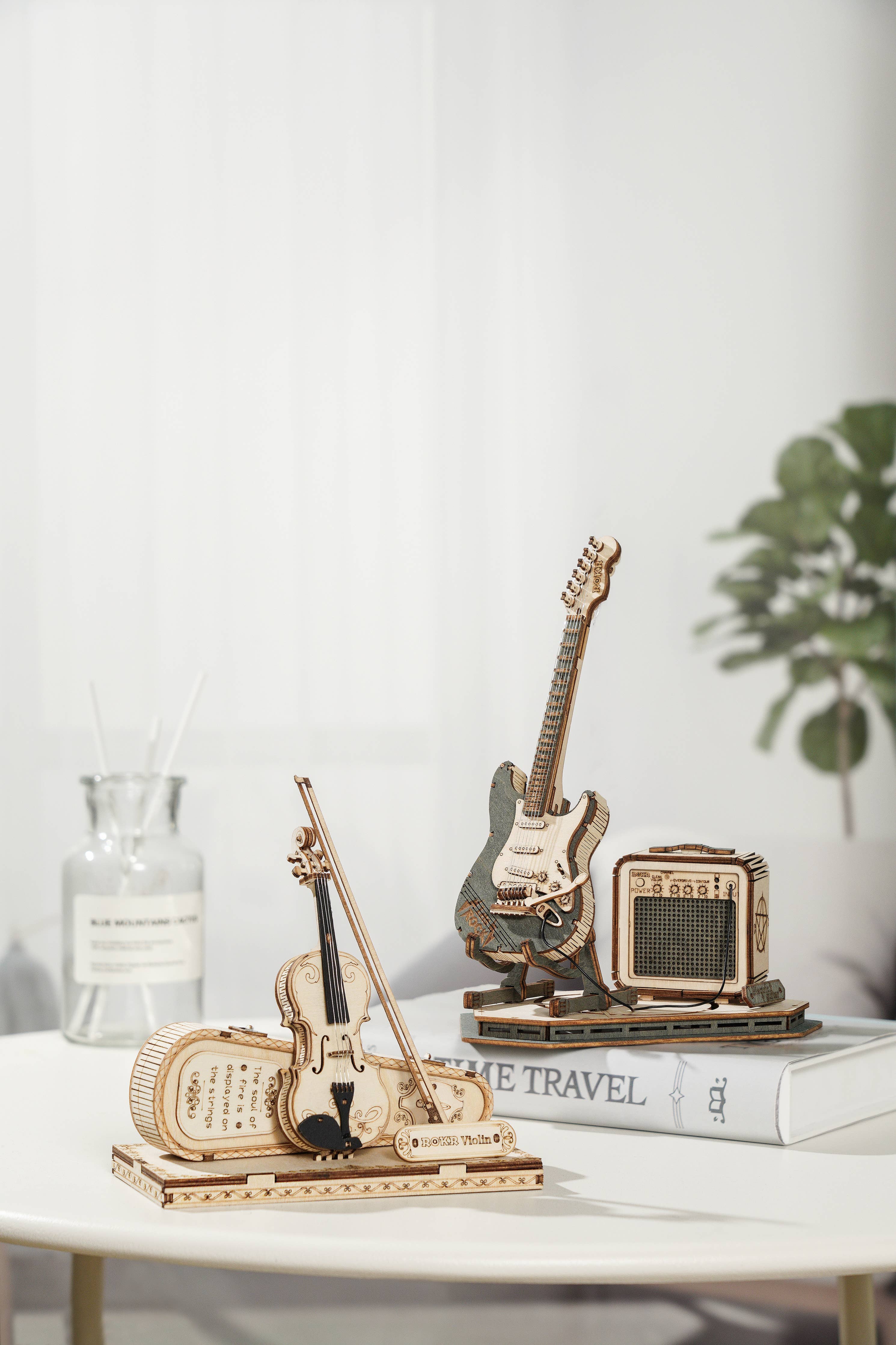 3D Laser Cut Wooden Puzzle: Electric Guitar - Out of the Blue