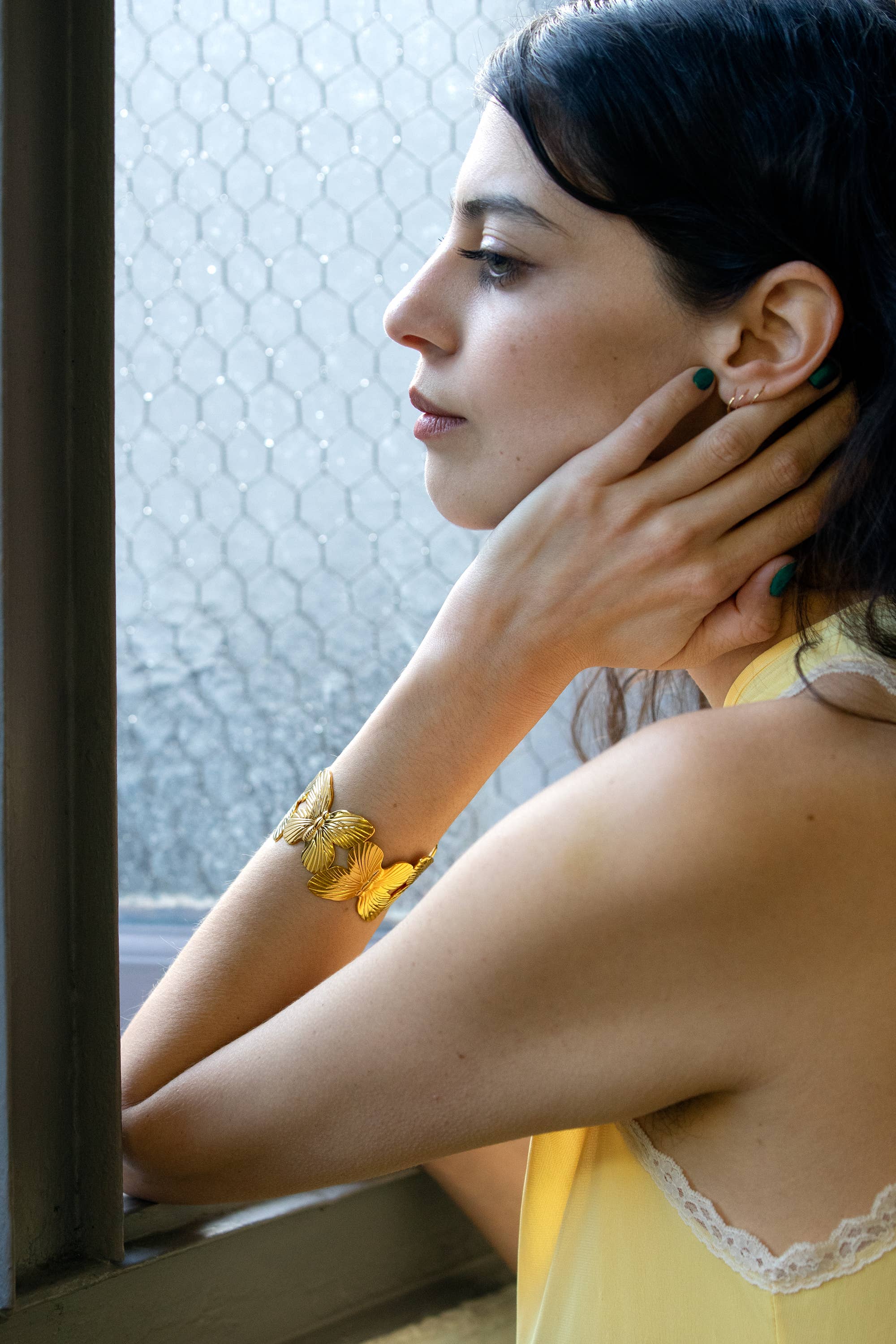 Butterfly Chain Cuff - 18K Gold Plated - Out of the Blue