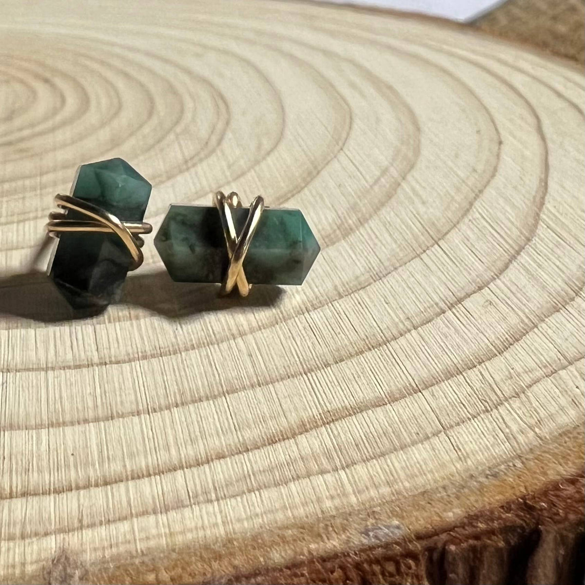 Wire Wrapped Stud