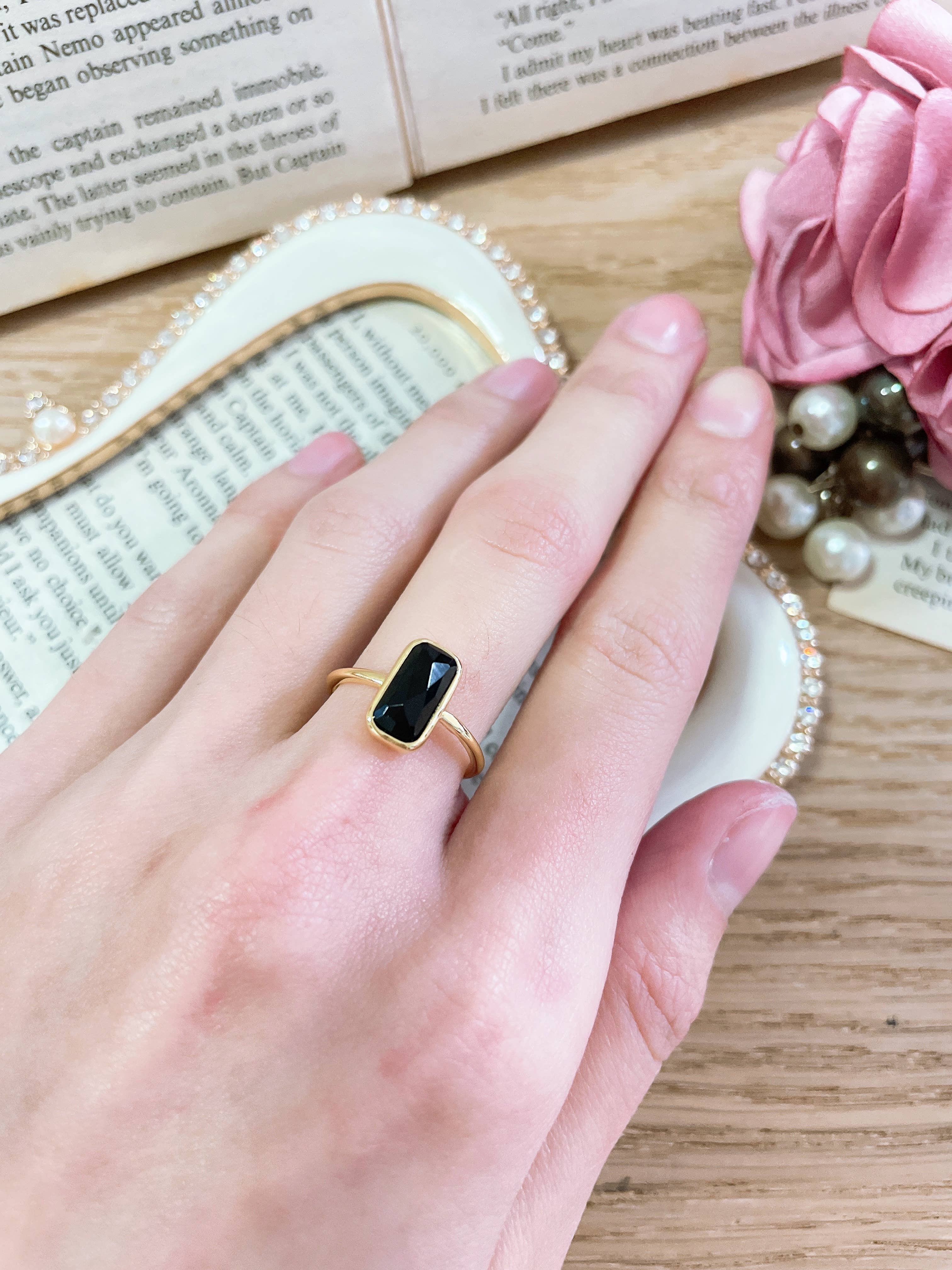 Onyx Petite Rectangle Ring