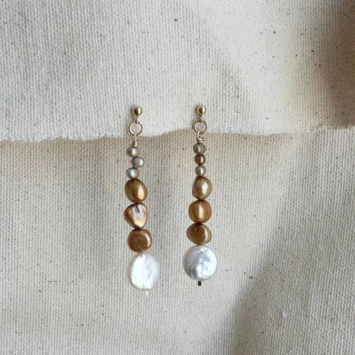 PEARL DROP EARRING - Out of the Blue